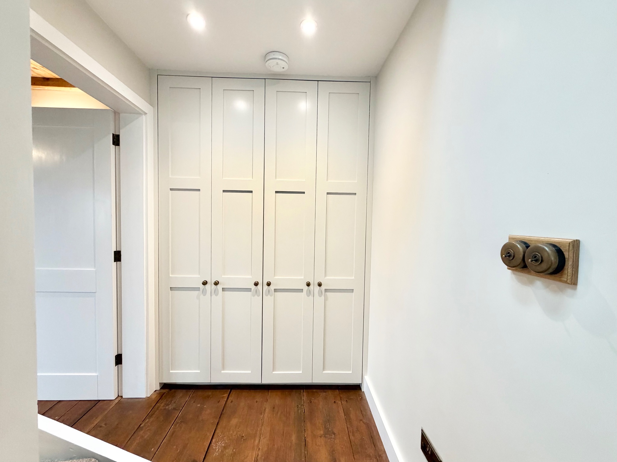 2 bedroom end terraced house To Let in Midgley - Photograph 12.