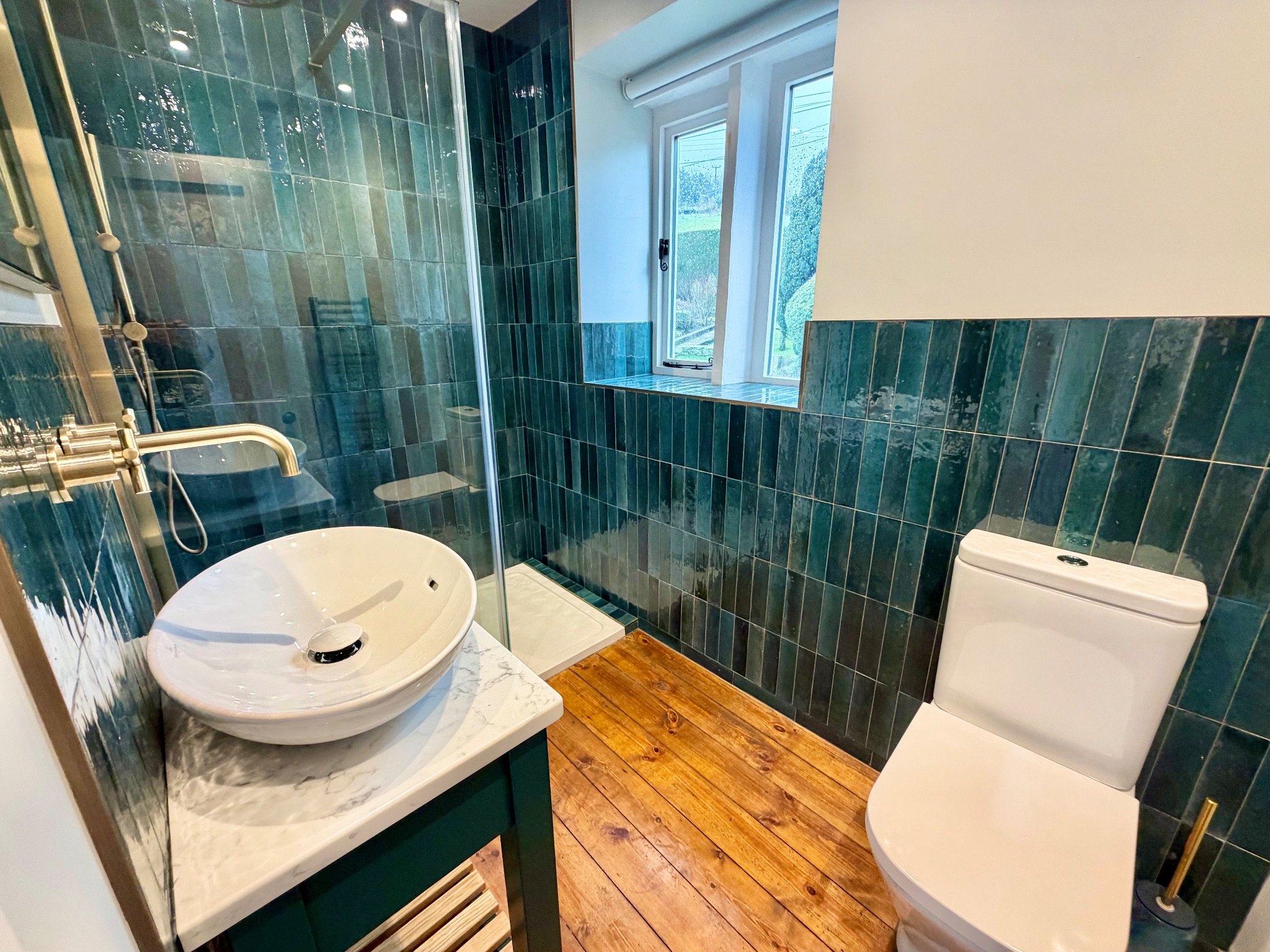 2 bedroom end terraced house To Let in Midgley - Photograph 9.