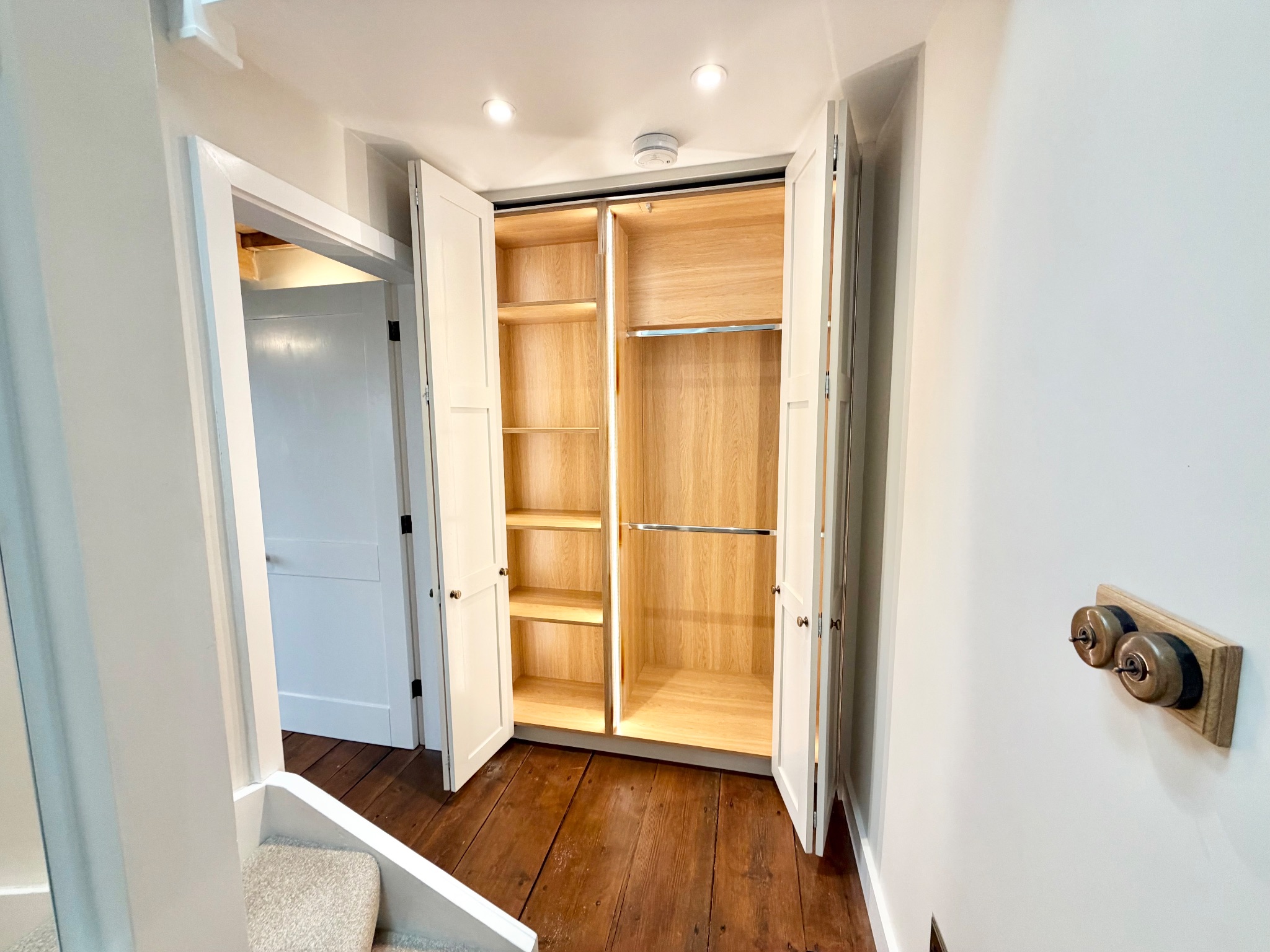 2 bedroom end terraced house To Let in Midgley - Photograph 13.