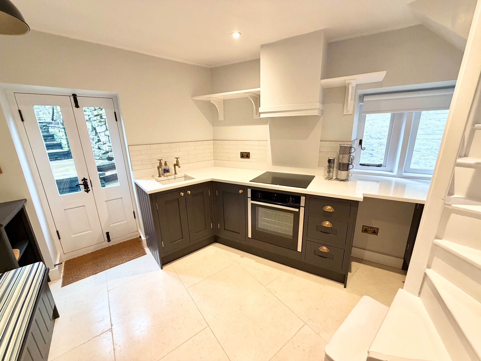 2 bedroom end terraced house To Let in Midgley - Photograph 5.