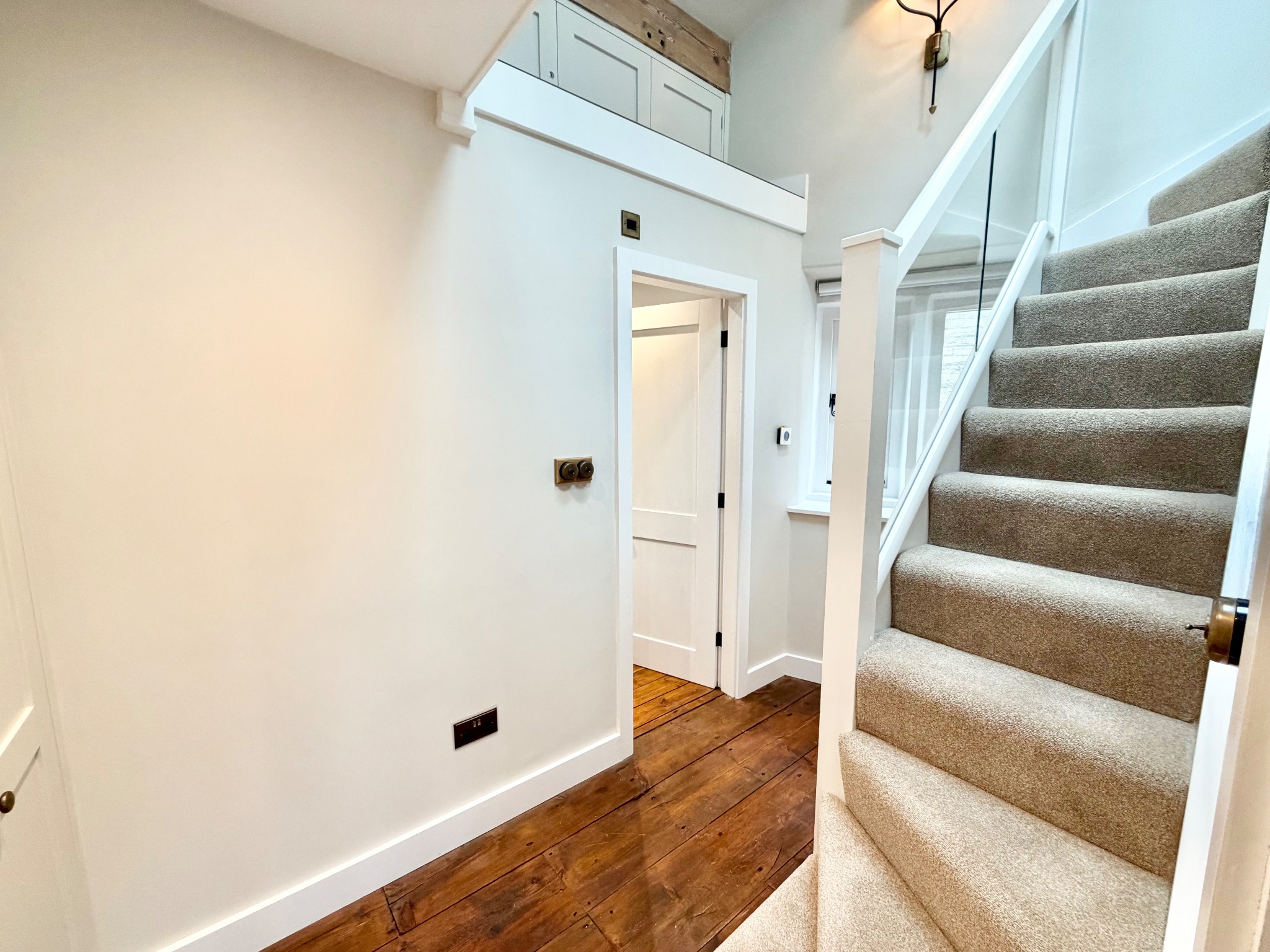 2 bedroom end terraced house To Let in Midgley - Photograph 14.