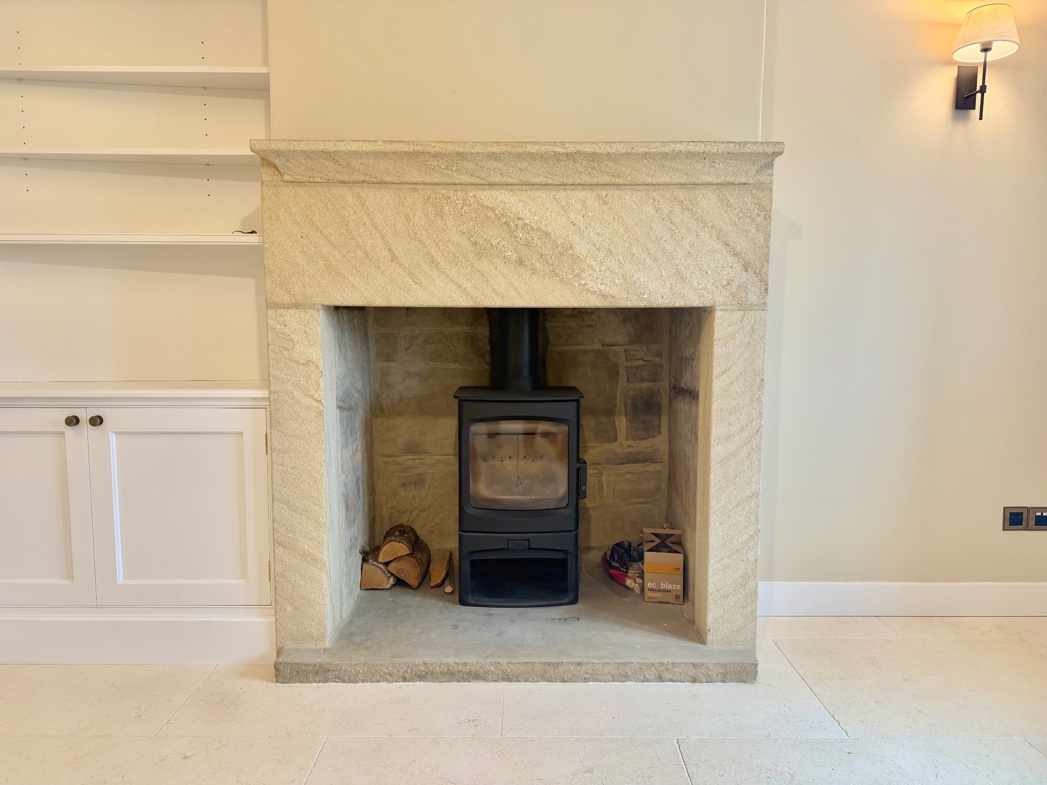 2 bedroom end terraced house To Let in Midgley - Photograph 4.