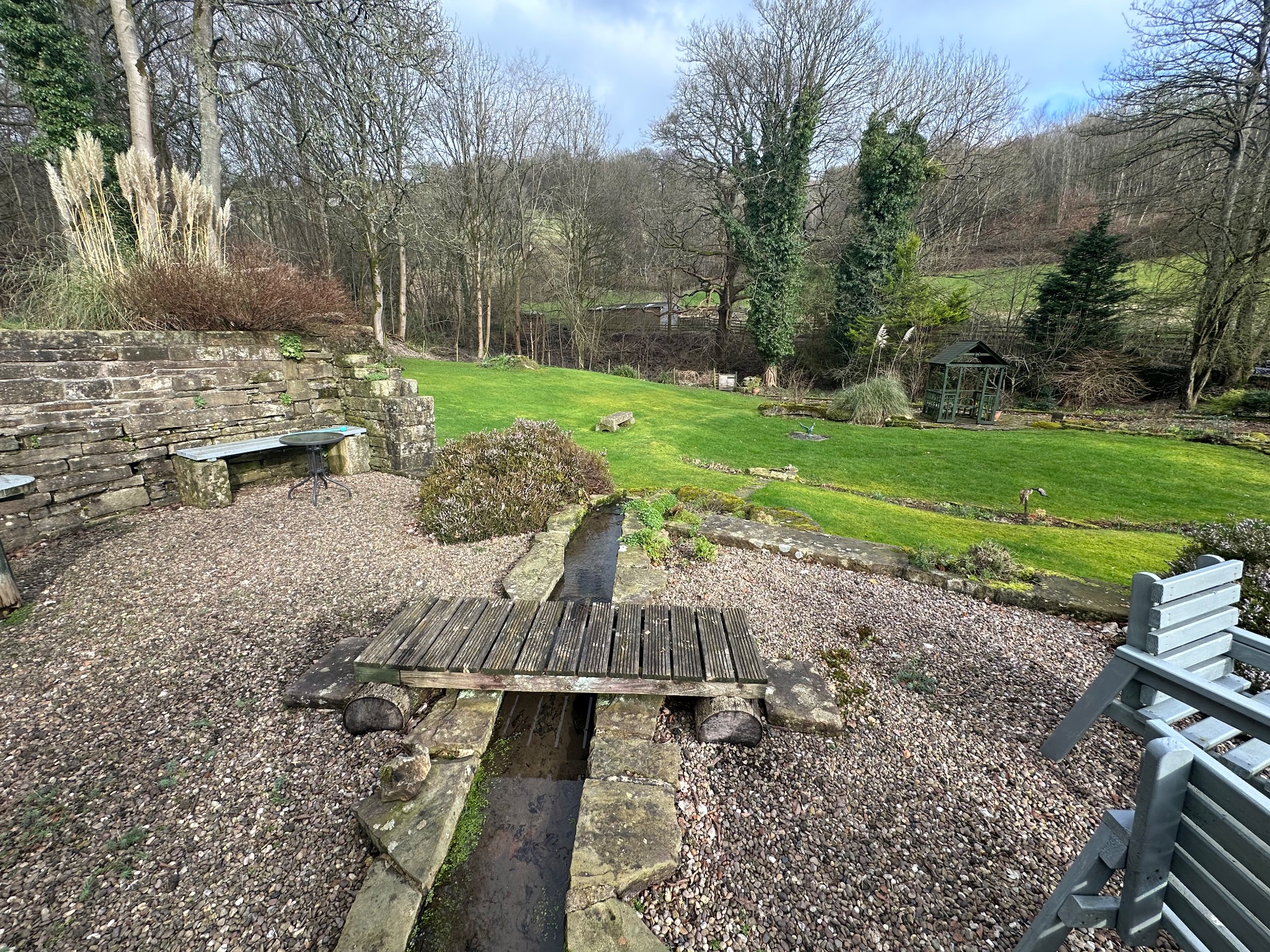 3 bedroom detached house For Sale in Halifax - Photograph 31.