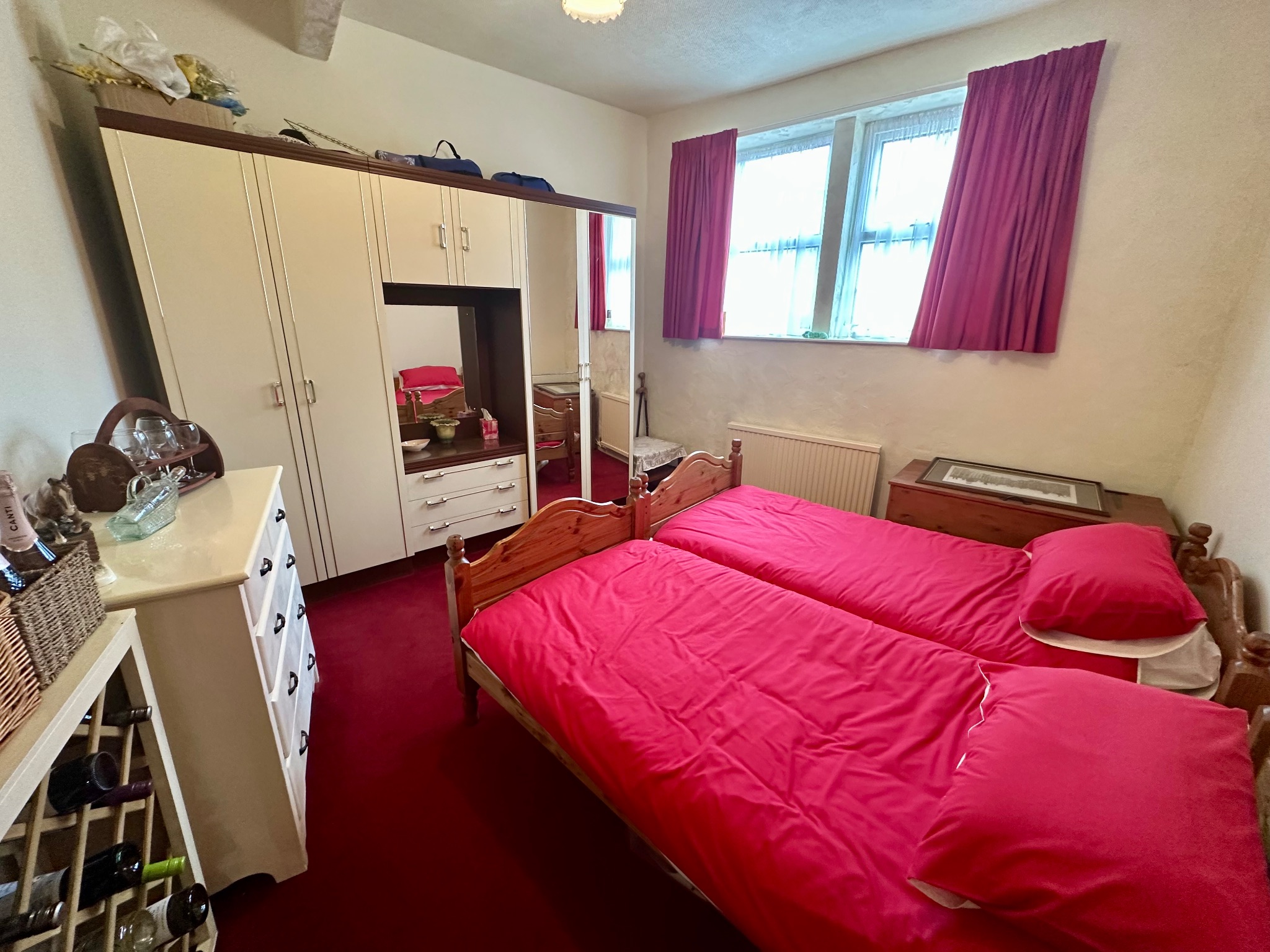 3 bedroom detached house For Sale in Halifax - Photograph 24.