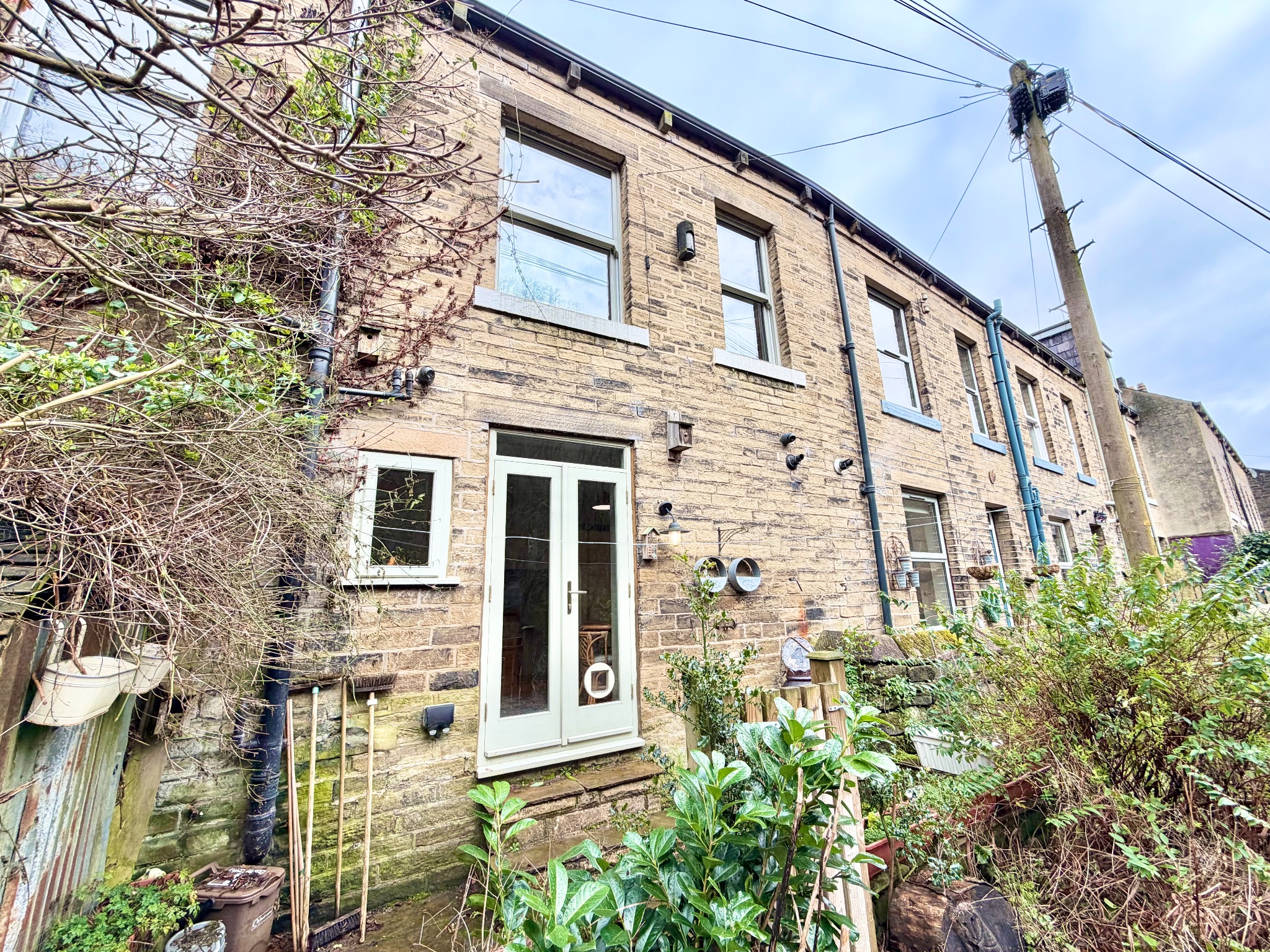 2 bedroom mid terraced house For Sale in Hebden Bridge - Photograph 25.