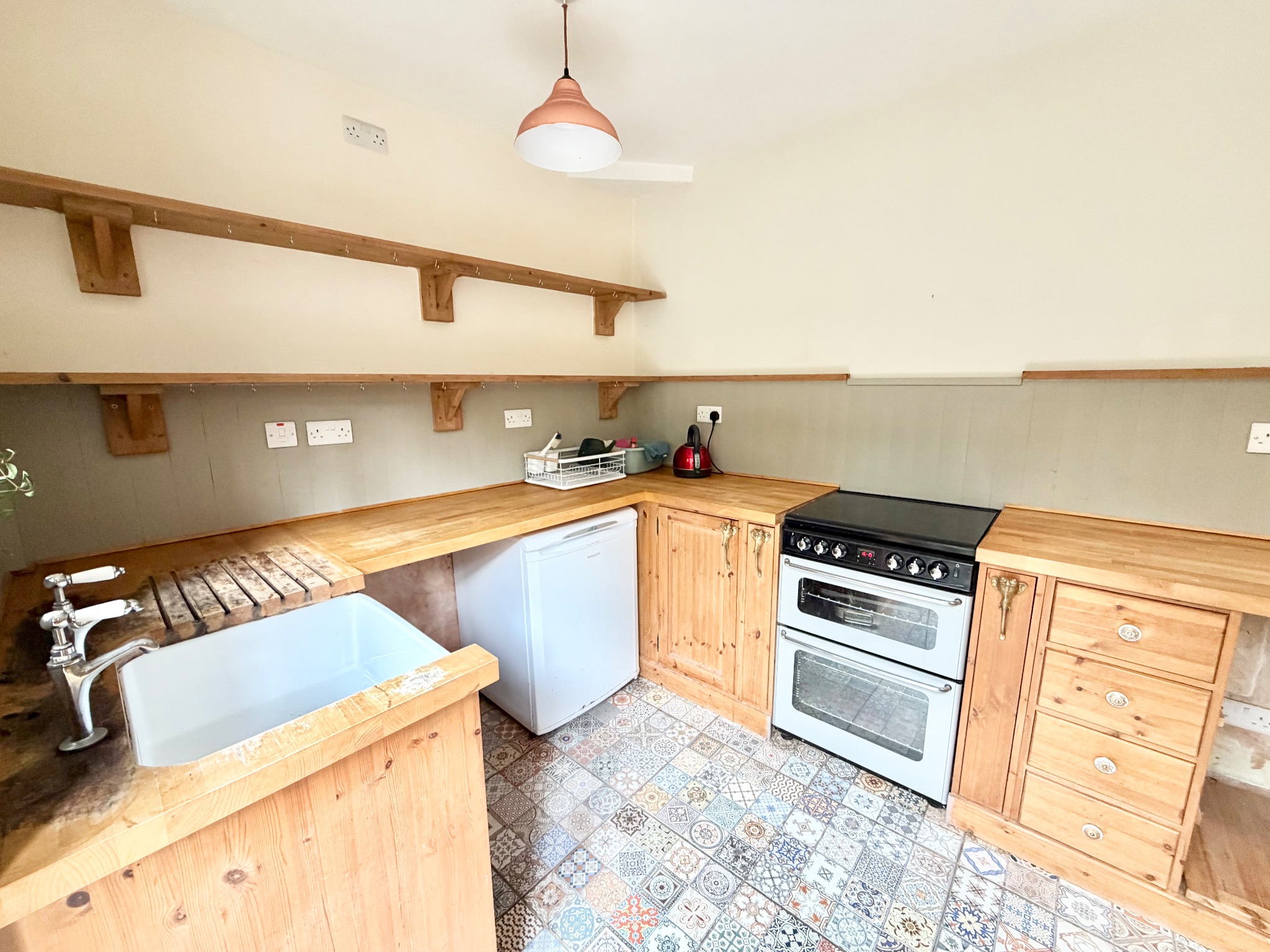 2 bedroom mid terraced house For Sale in Hebden Bridge - Photograph 9.