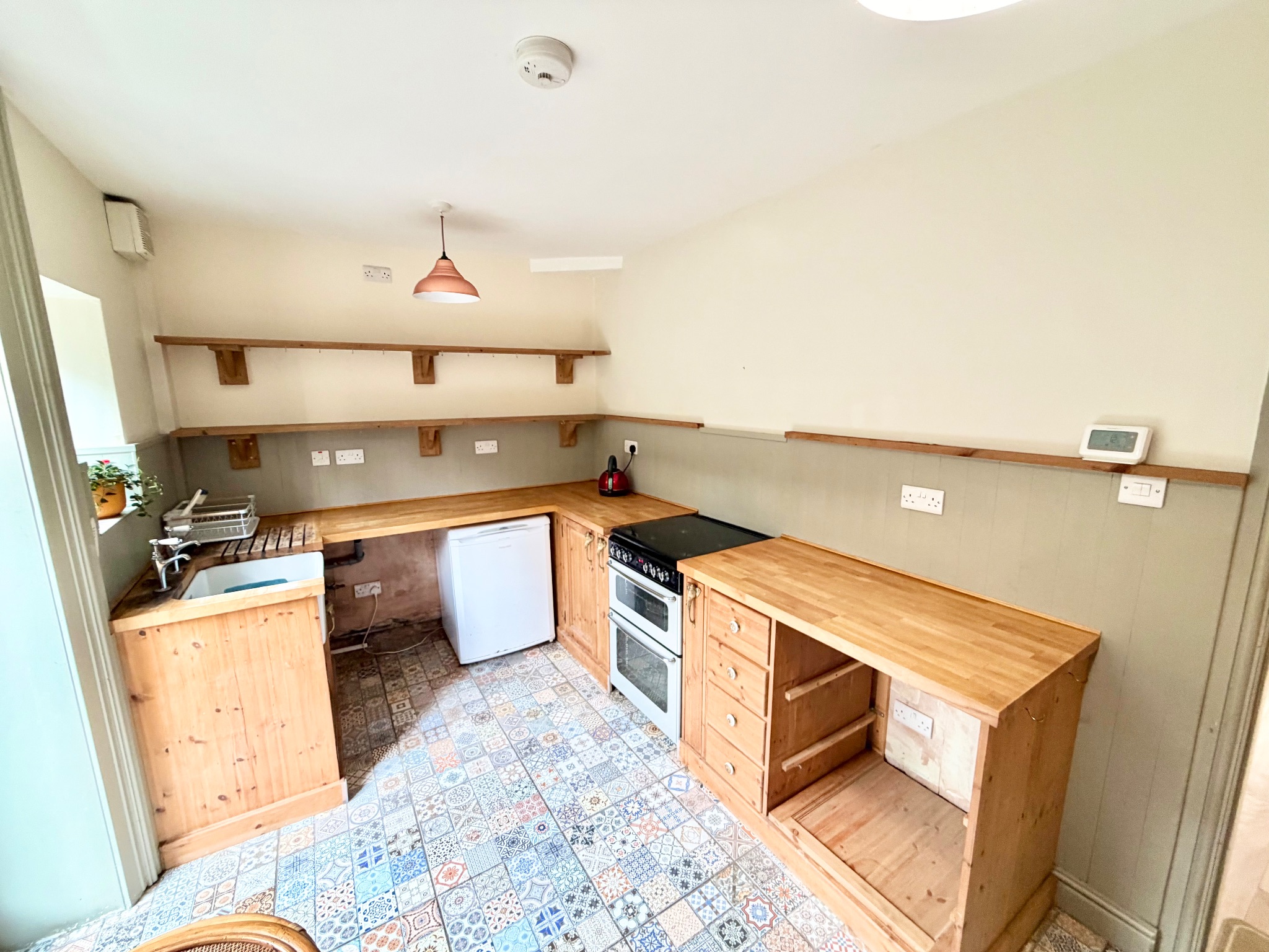 2 bedroom mid terraced house For Sale in Hebden Bridge - Photograph 6.