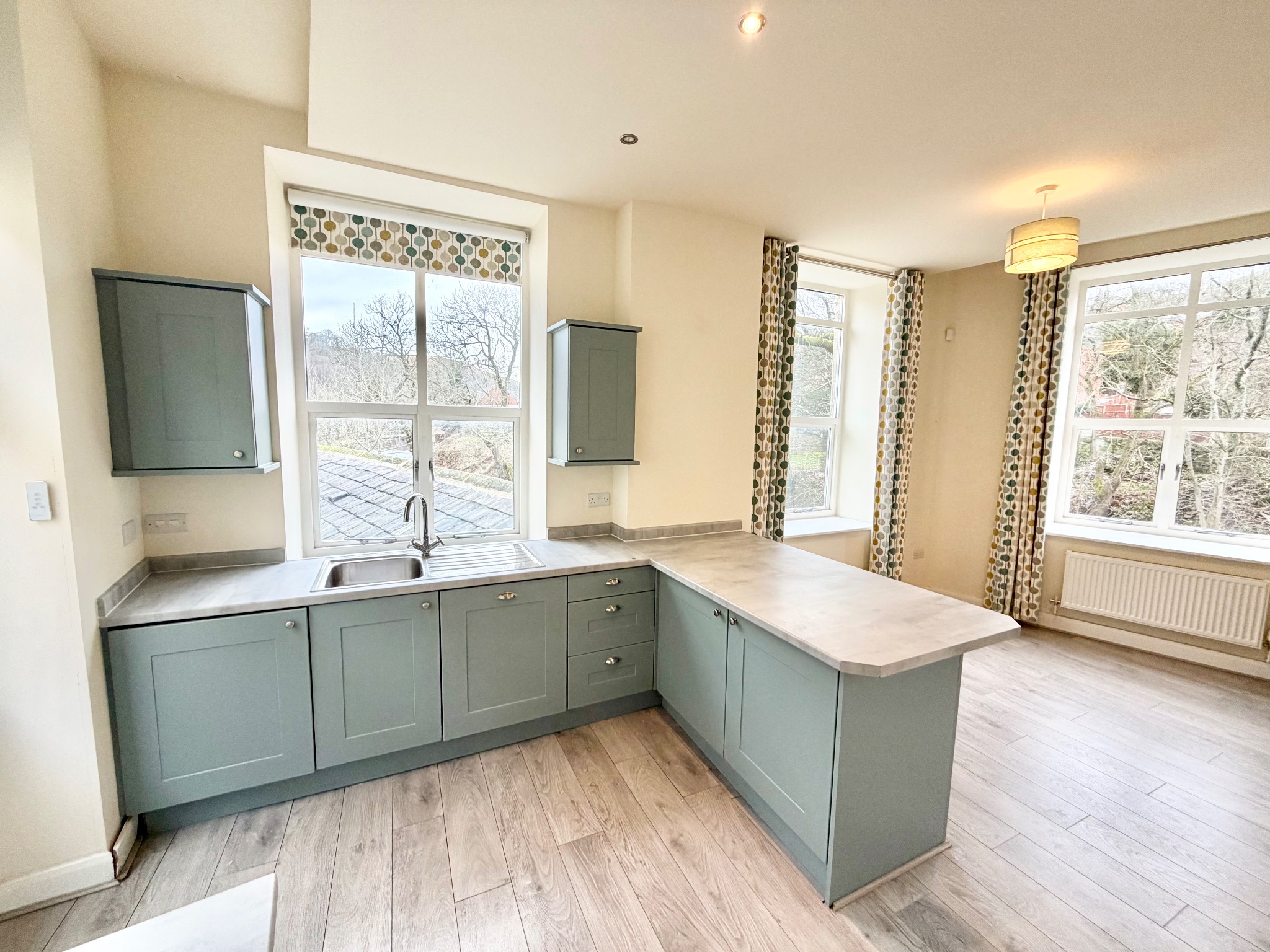 1 bedroom apartment flat/apartment For Sale in Walsden - Property photograph.