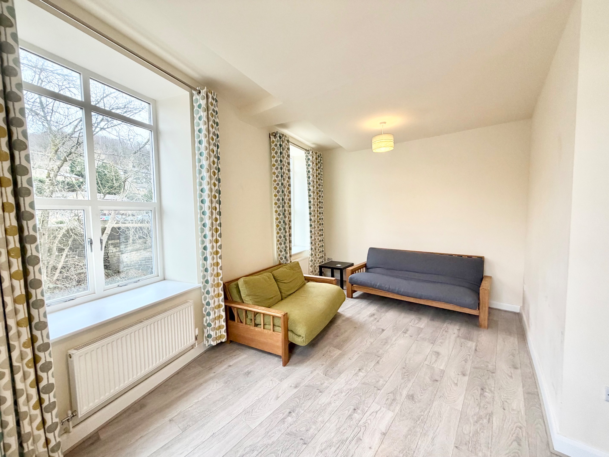1 bedroom apartment flat/apartment For Sale in Walsden - Photograph 12.
