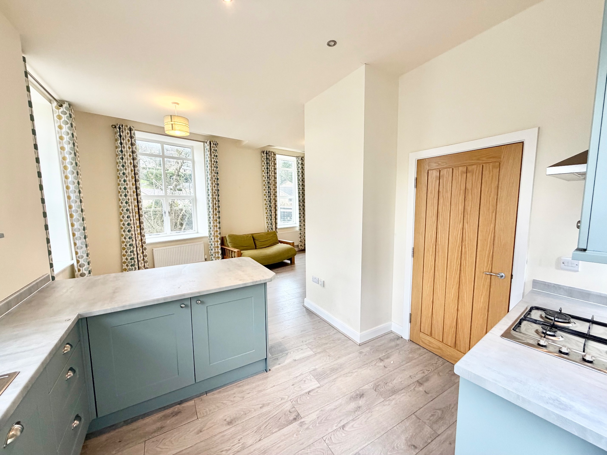 1 bedroom apartment flat/apartment For Sale in Walsden - Photograph 10.