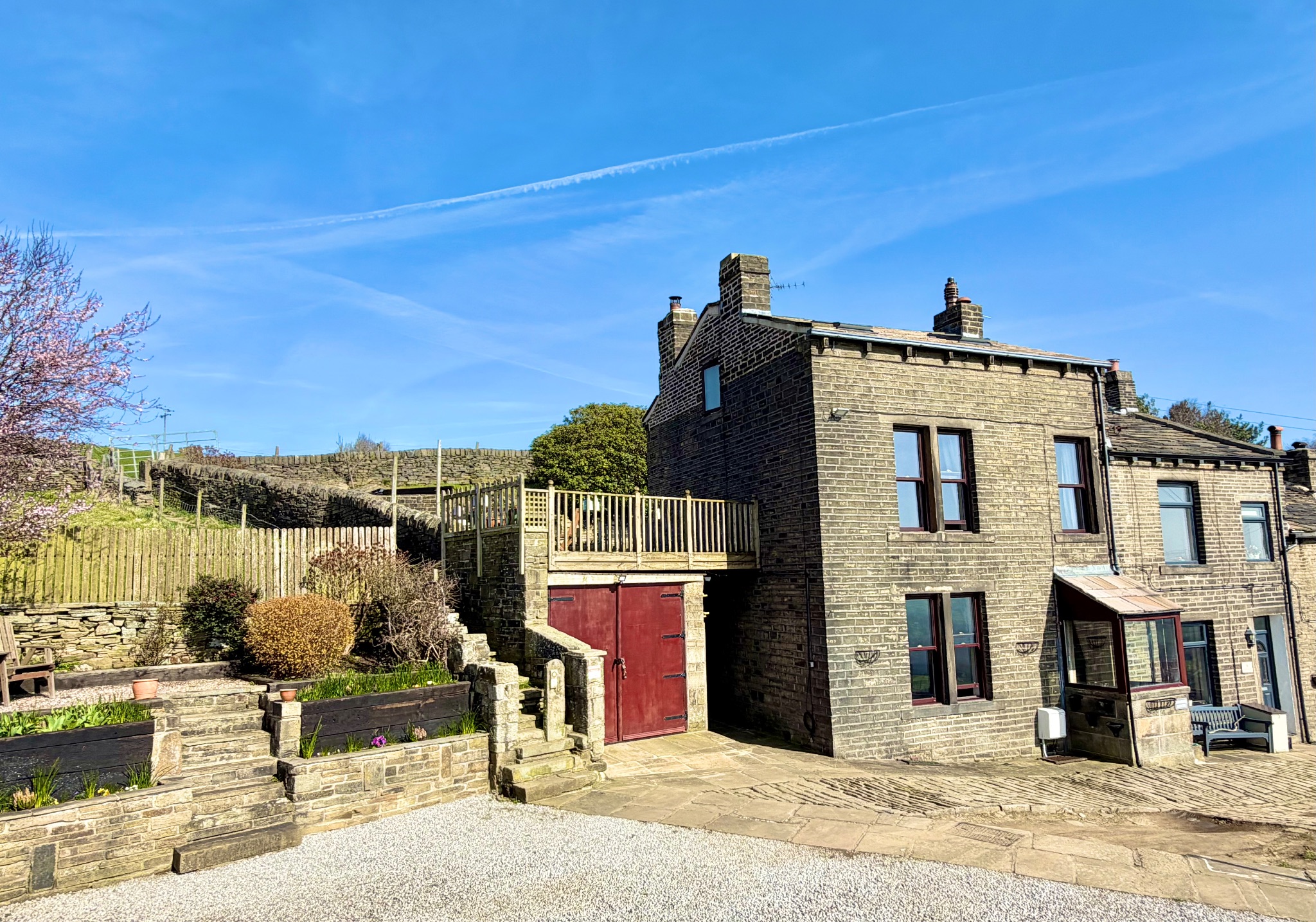 4 bedroom end terraced house For Sale in Halifax - Photograph 1.