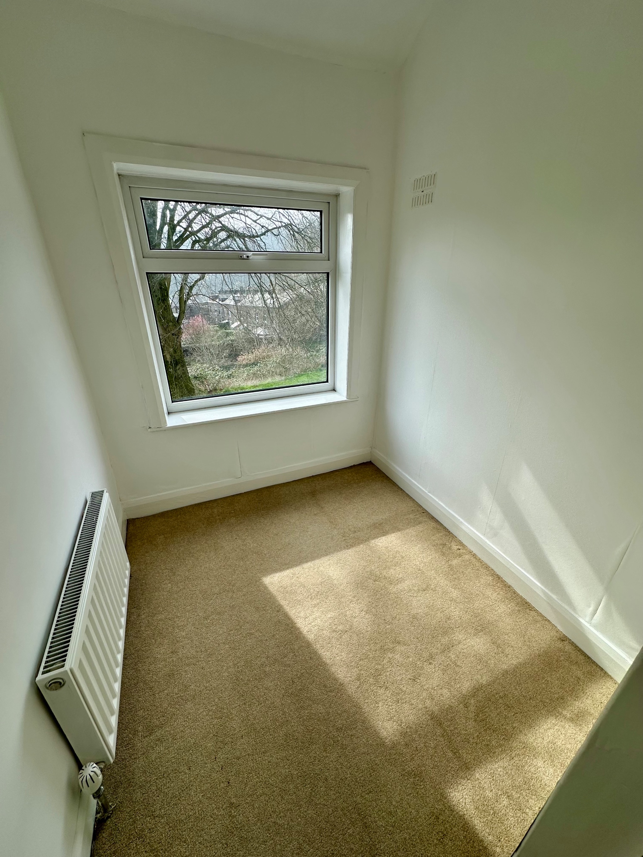 3 bedroom semi-detached house For Sale in Todmorden - Photograph 18.