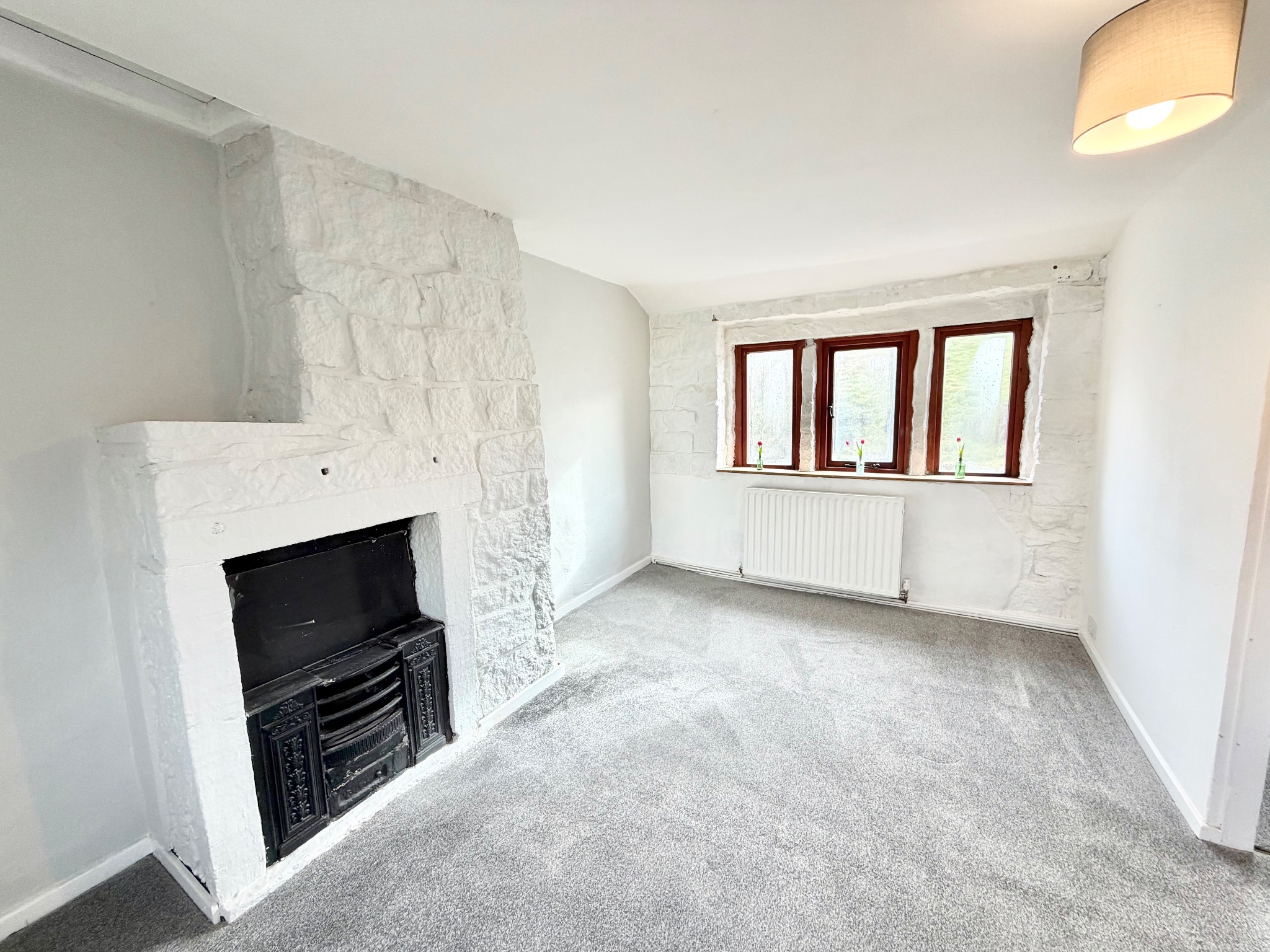 1 bedroom mid terraced house For Sale in Hebden Bridge - Photograph 7.