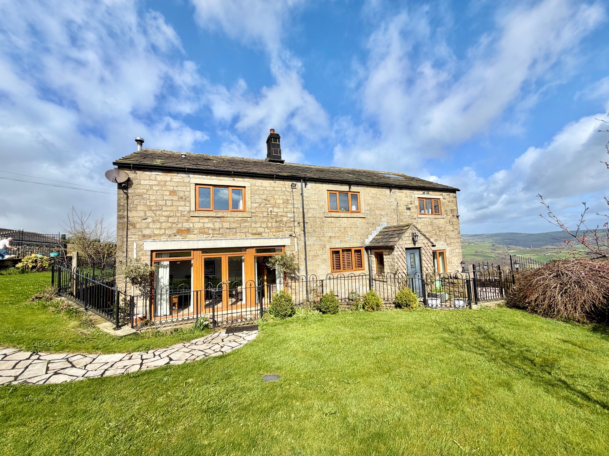 6 bedroom detached house For Sale in Luddendenfoot - Property photograph.