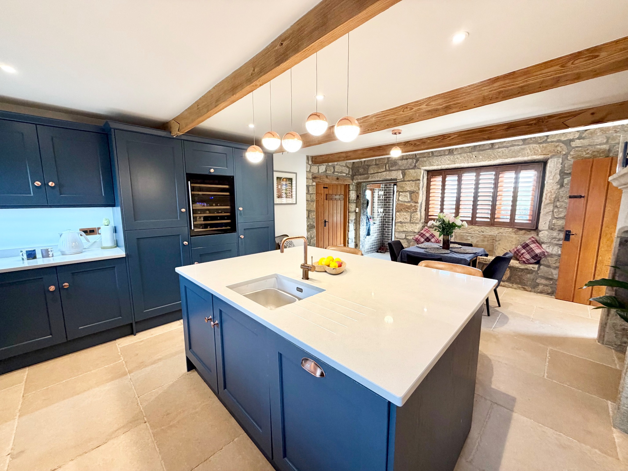6 bedroom detached house For Sale in Luddendenfoot - Property photograph.
