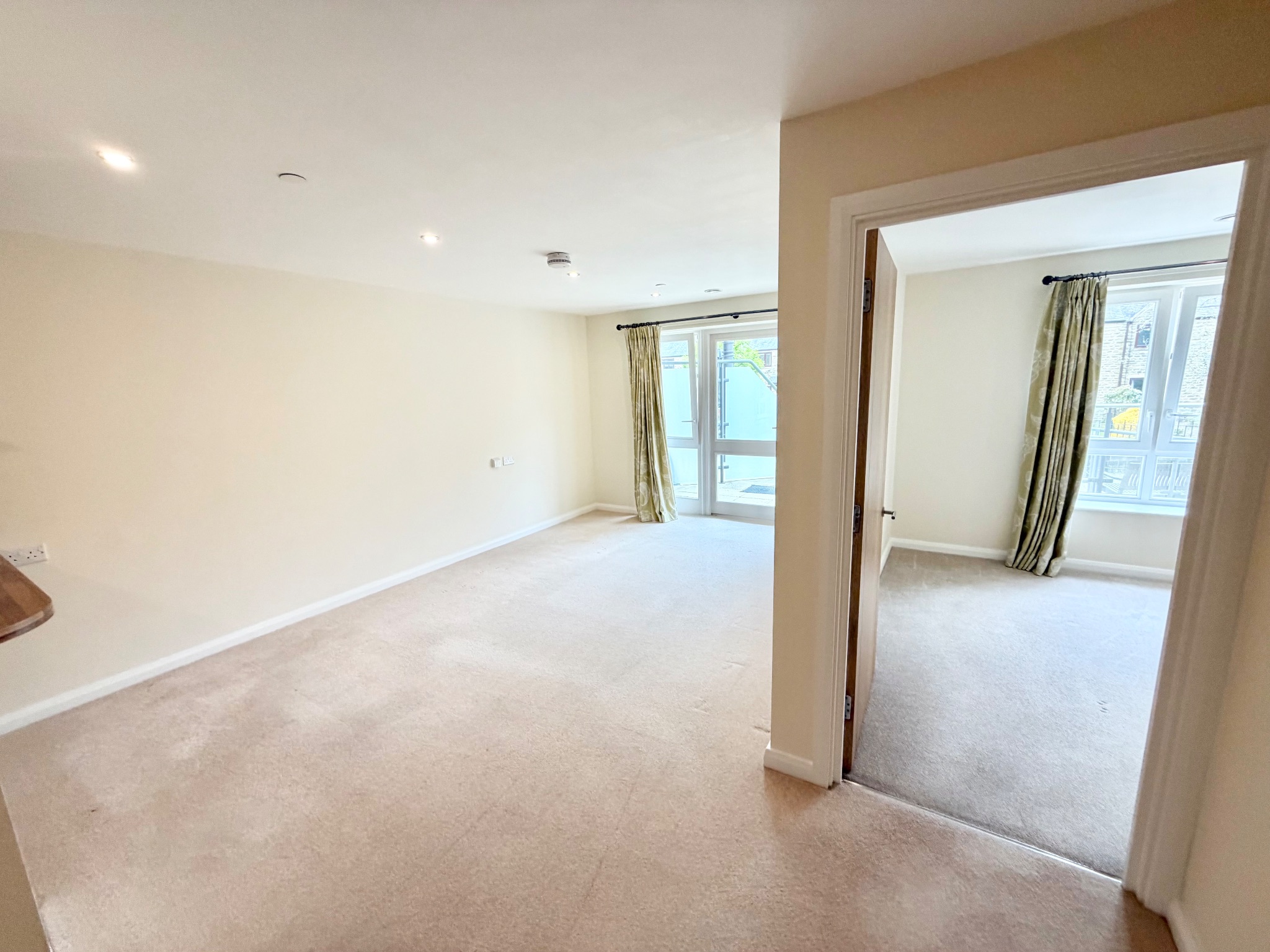 2 bedroom apartment flat/apartment For Sale in Hebden Bridge - Photograph 10.