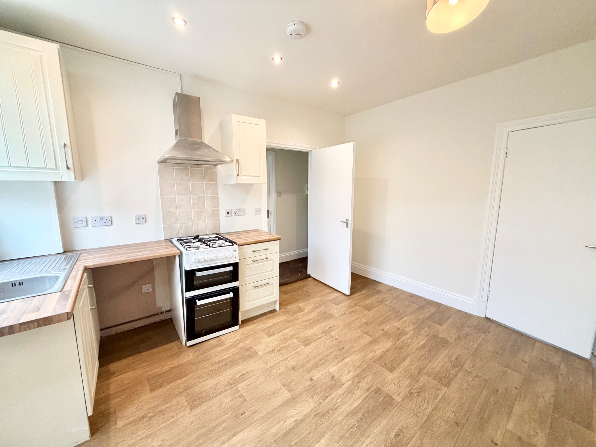 1 bedroom apartment flat/apartment Let Agreed in Hebden Bridge - Photograph 4.