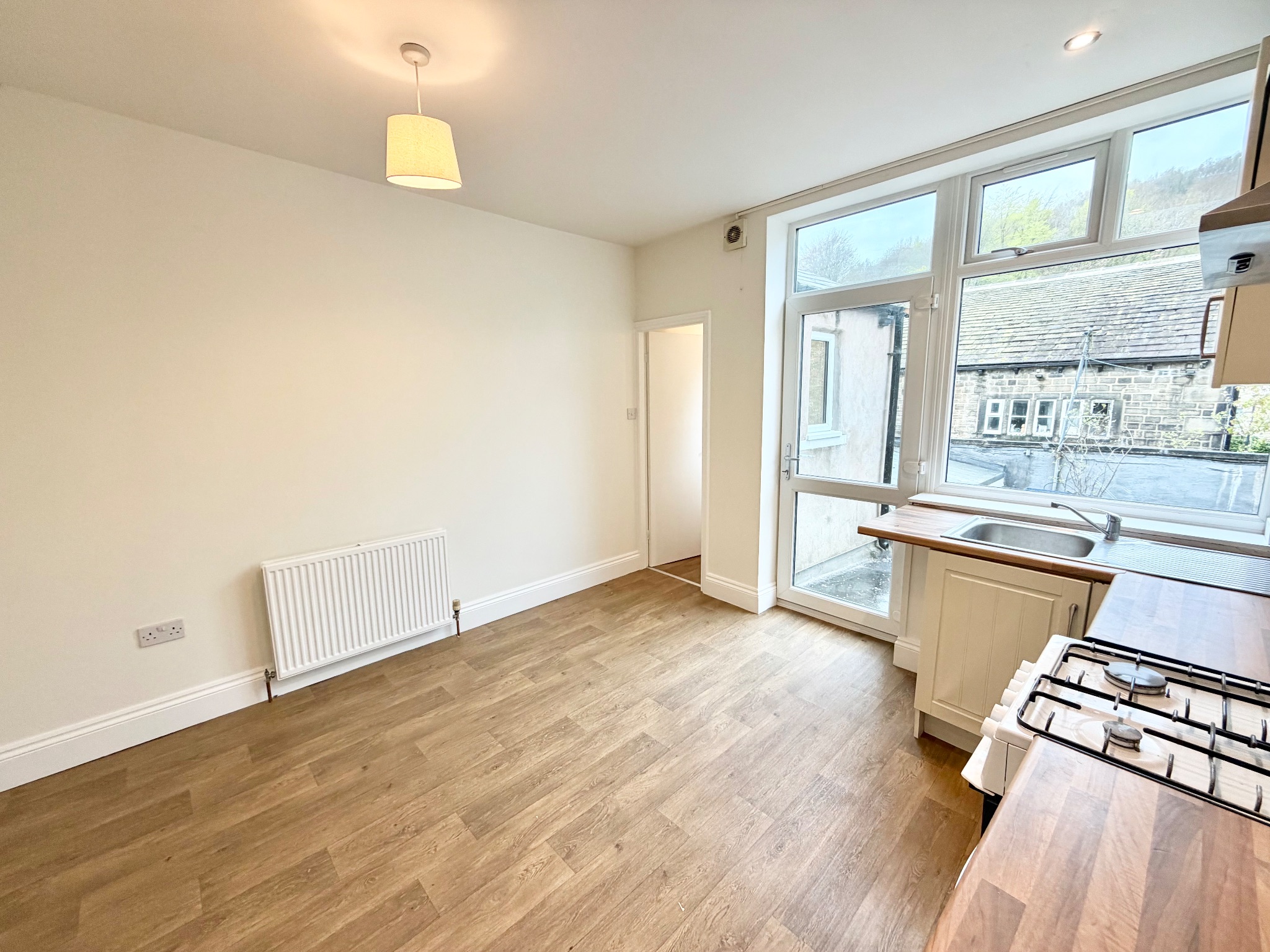 1 bedroom apartment flat/apartment Let Agreed in Hebden Bridge - Photograph 3.