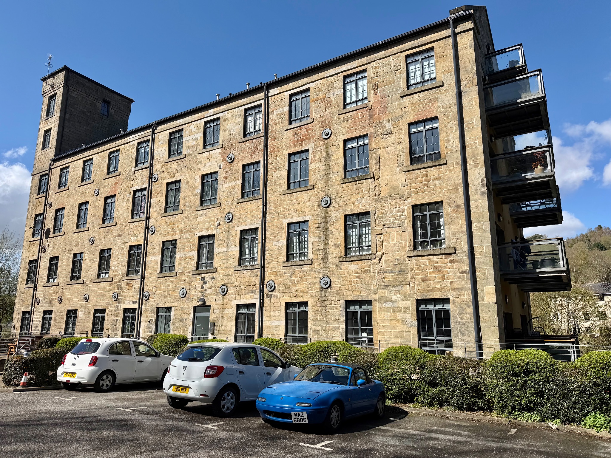 3 bedroom duplex flat/apartment To Let in Todmorden - Property photograph.