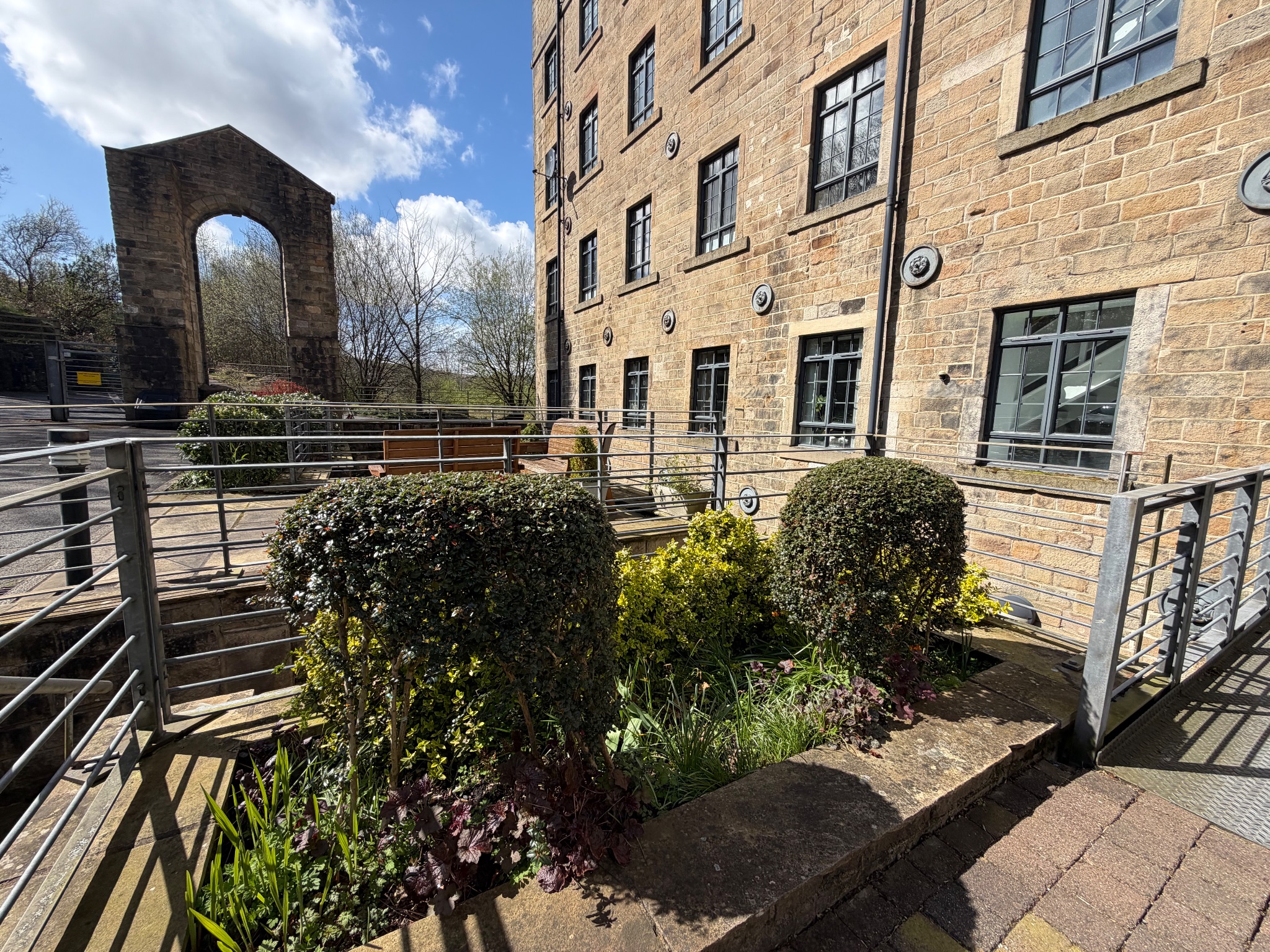 3 bedroom duplex flat/apartment To Let in Todmorden - Photograph 16.
