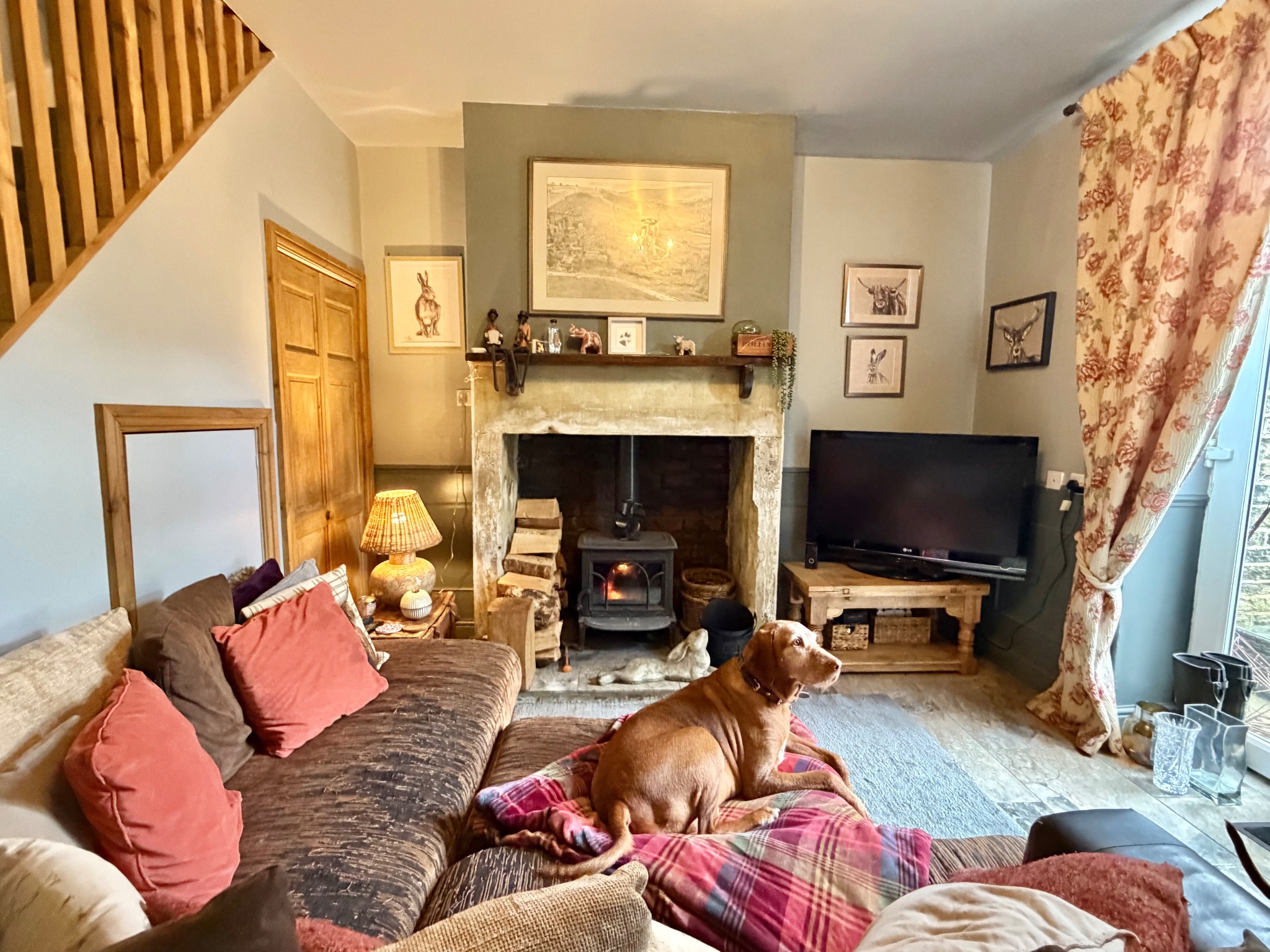 3 bedroom mid terraced house For Sale in Hebden Bridge - Photograph 8.