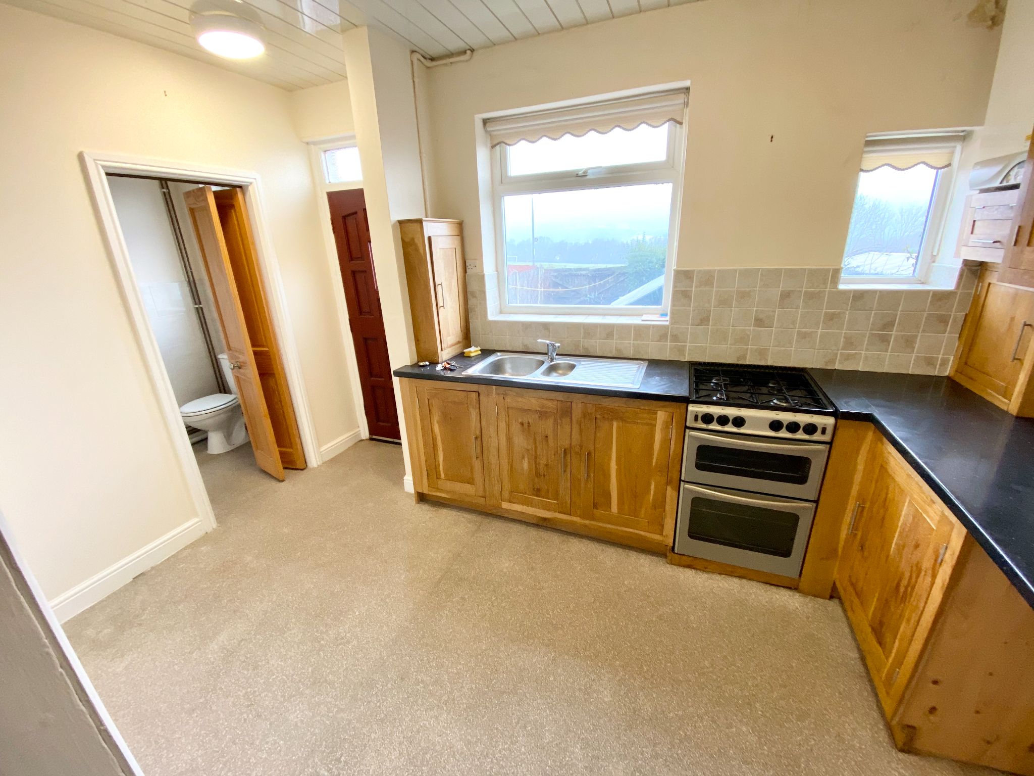 2 bedroom mid terraced house Let Agreed in Mytholmroyd - Dining Kitchen
