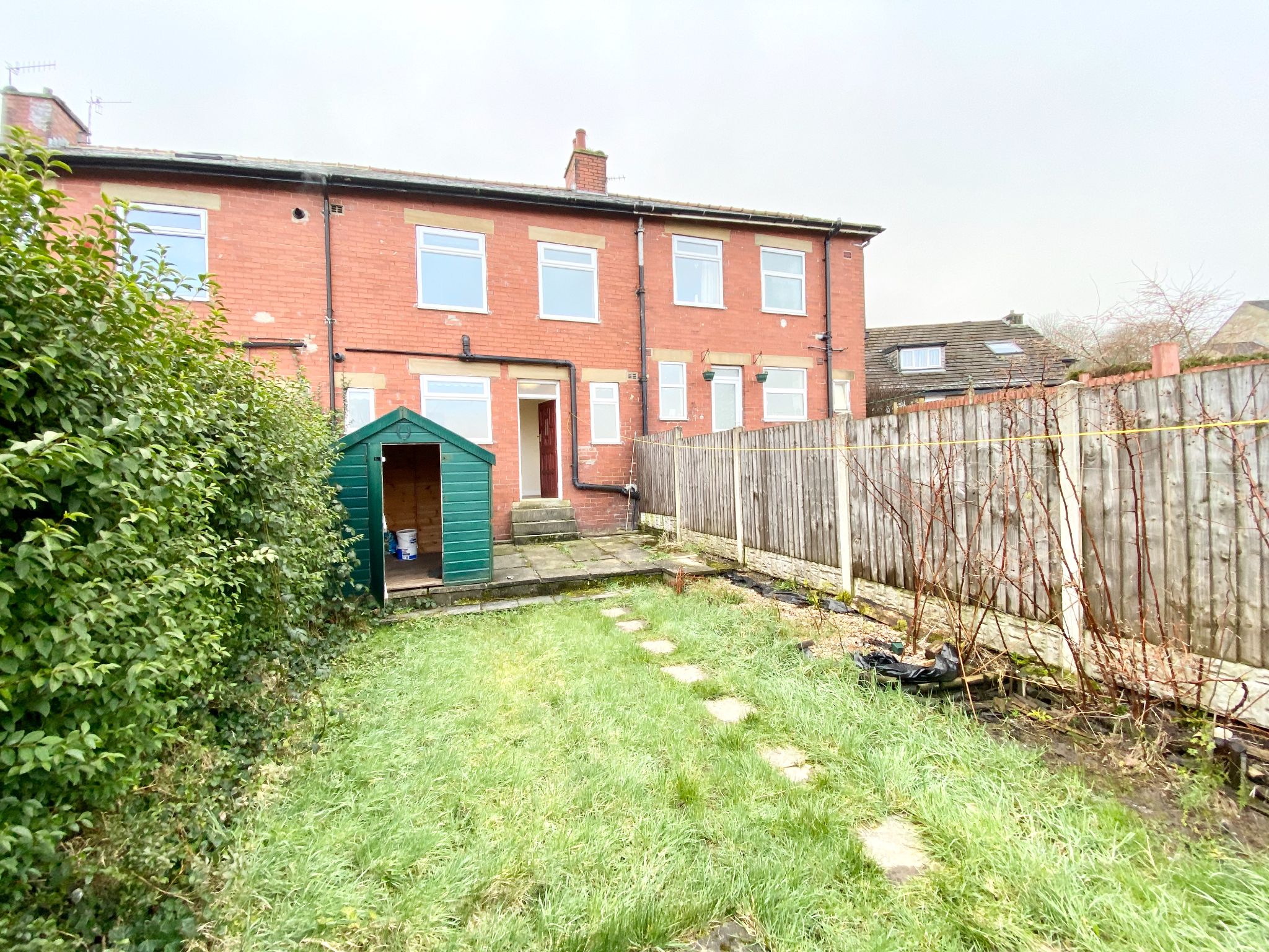 2 bedroom mid terraced house Let Agreed in Mytholmroyd - Rear Lawned Garden