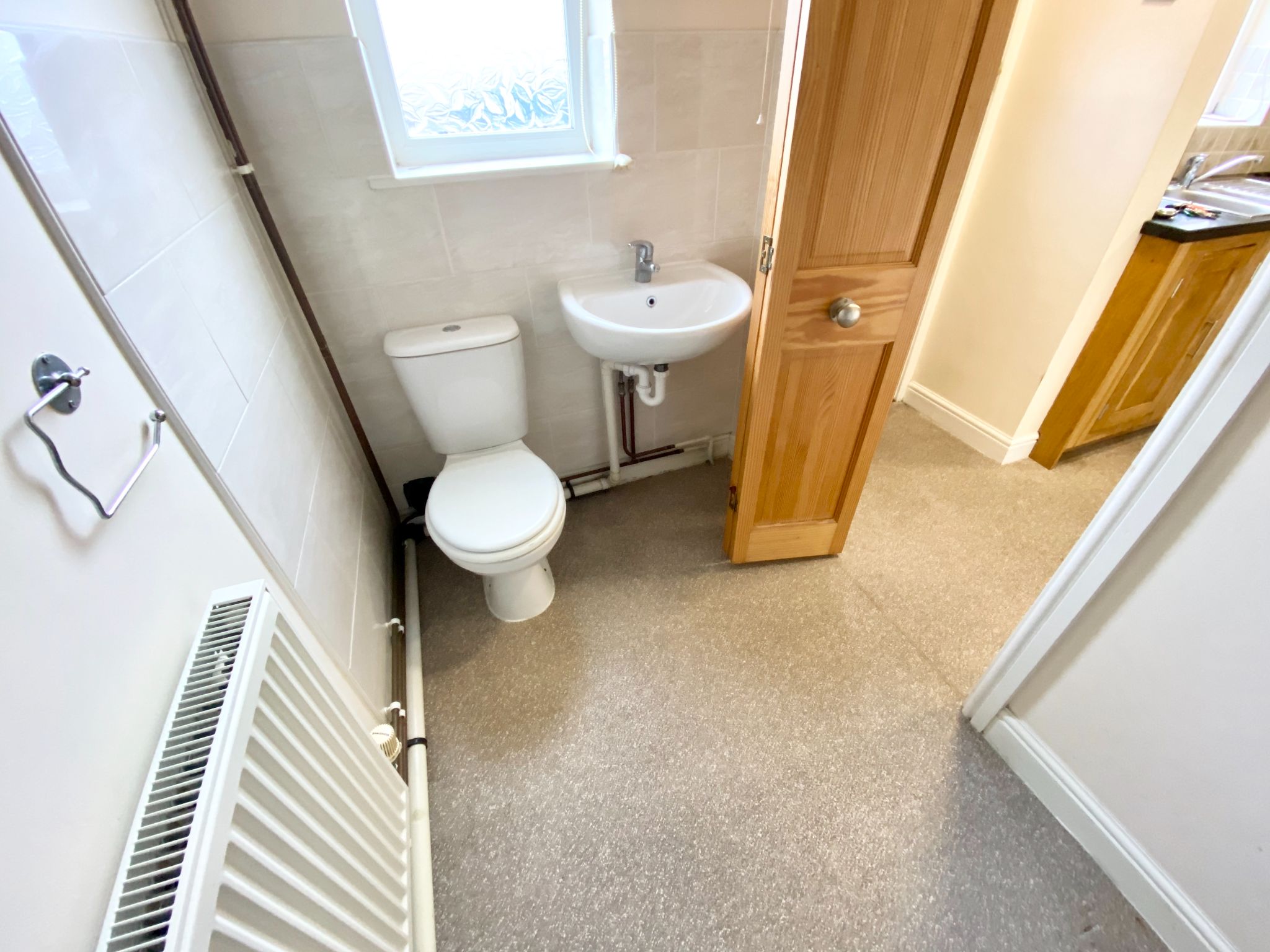 2 bedroom mid terraced house Let Agreed in Mytholmroyd - Second WC