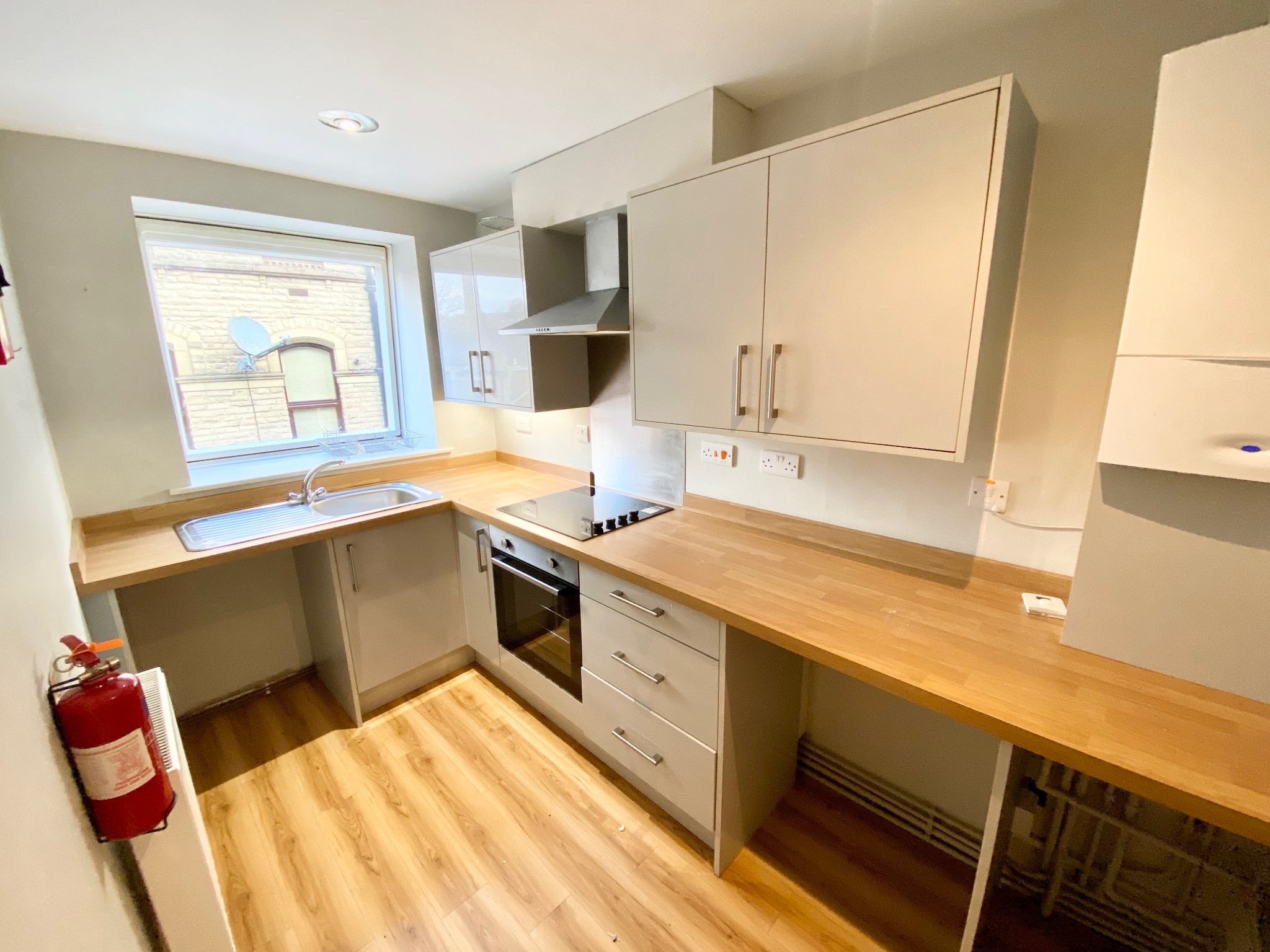 2 bedroom apartment flat/apartment Let Agreed in Hebden Bridge - Photograph 3