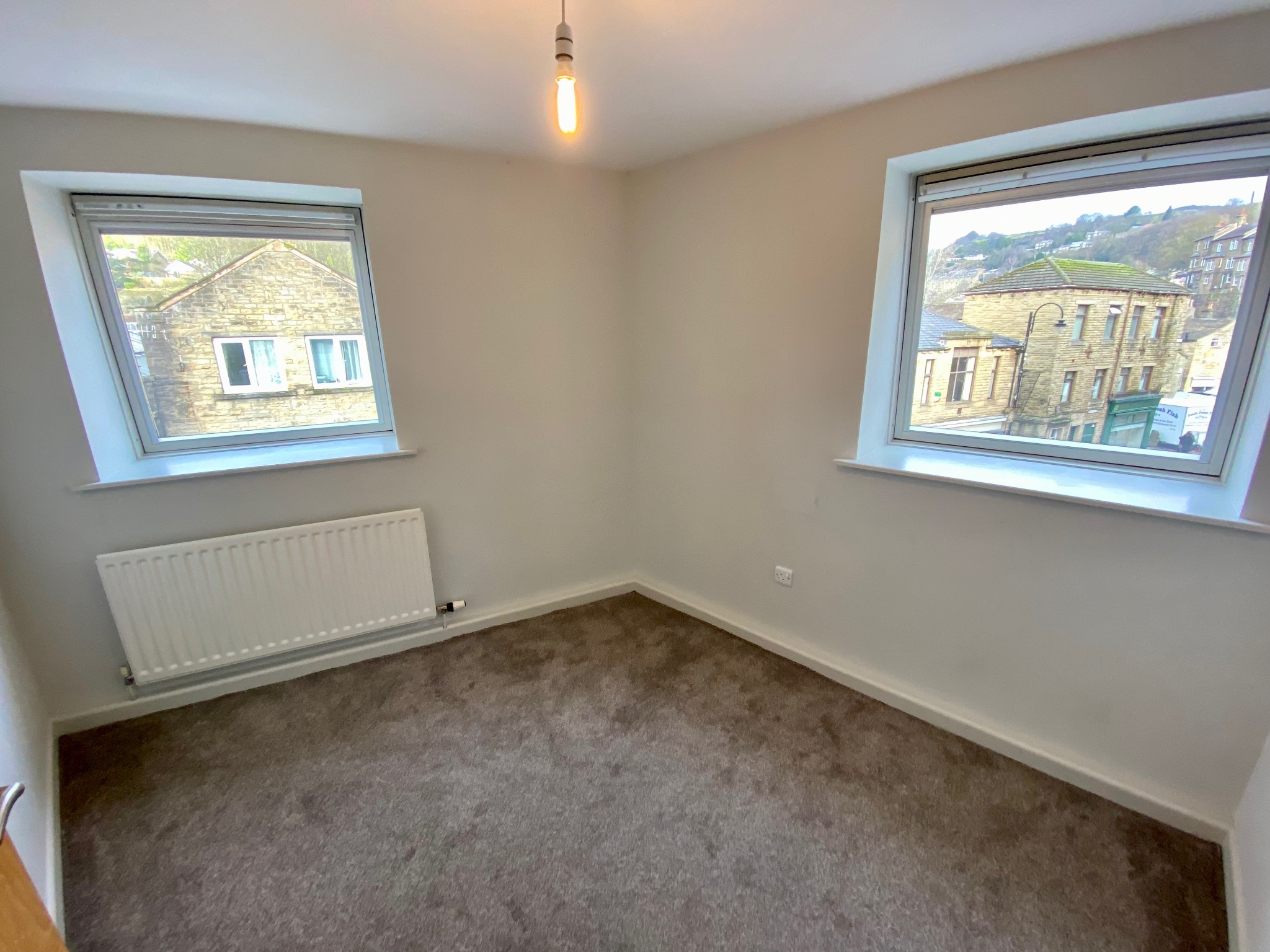 2 bedroom apartment flat/apartment Let Agreed in Hebden Bridge - Photograph 5