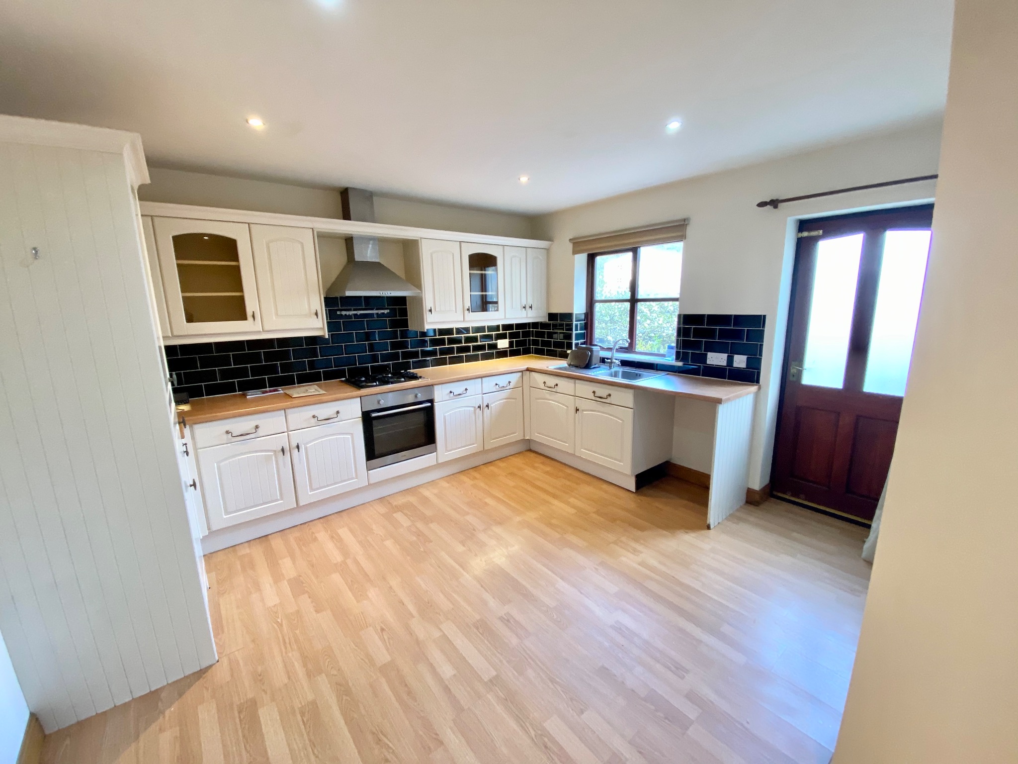 4 bedroom mid terraced house Let Agreed in Hebden Bridge - Photograph 3