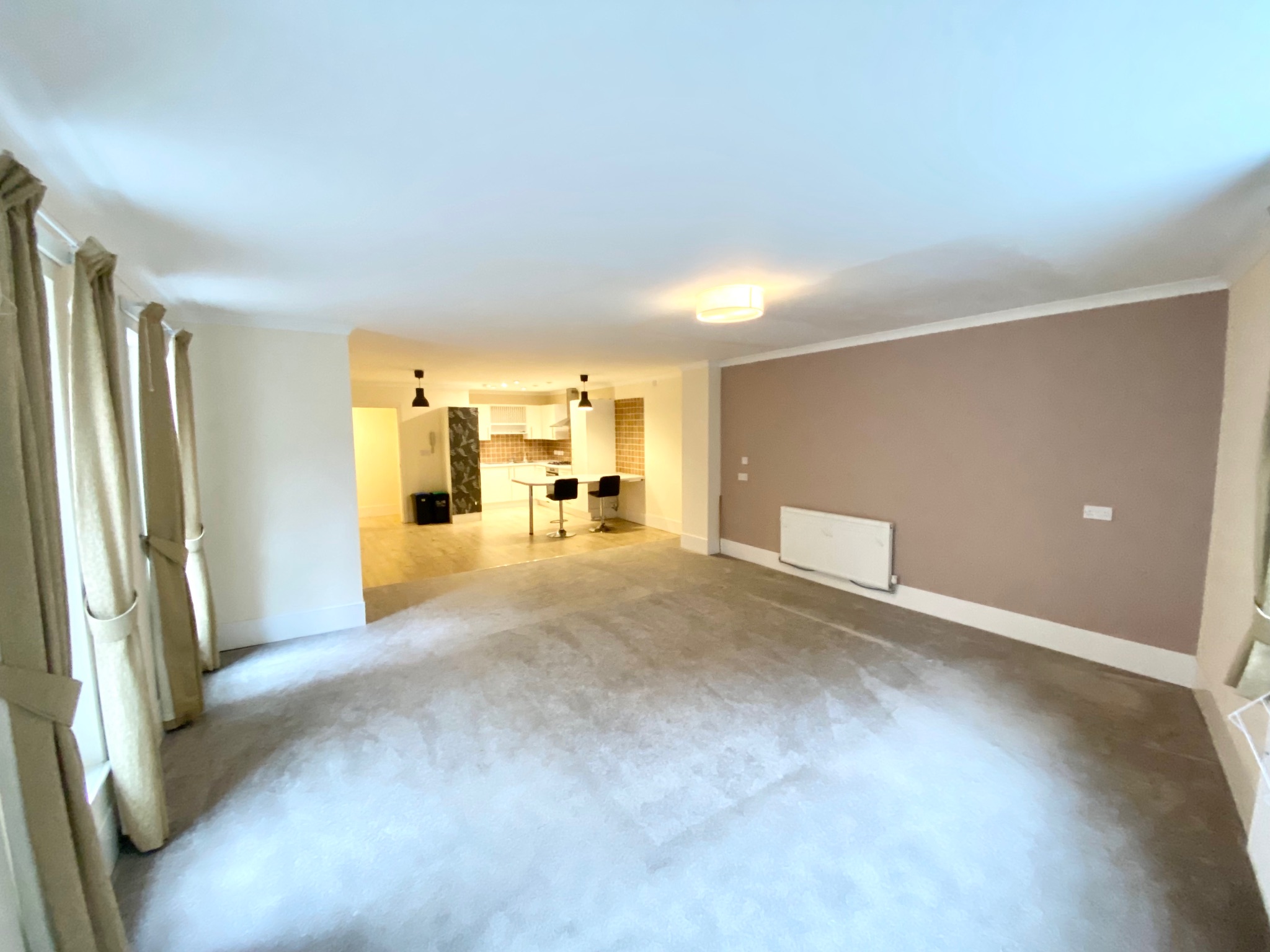 2 bedroom ground floor flat/apartment Let Agreed in Hebden Bridge - Photograph 3