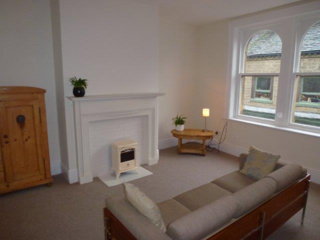 2 bedroom apartment flat/apartment To Let in Hebden Bridge - Photograph 3