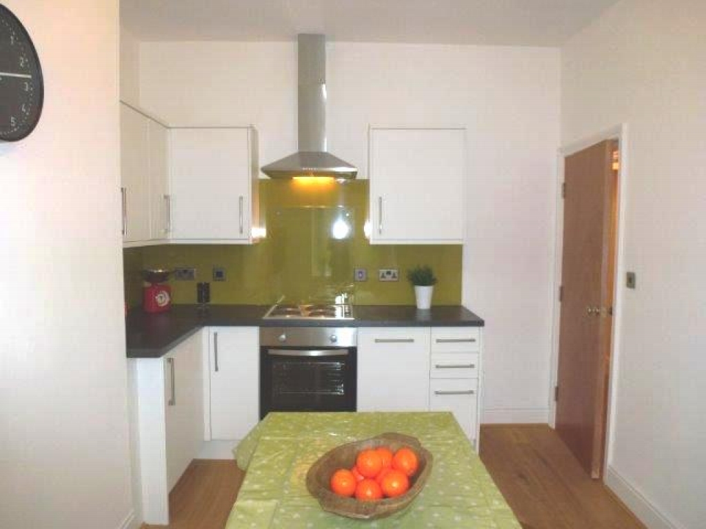2 bedroom apartment flat/apartment To Let in Hebden Bridge - Photograph 7