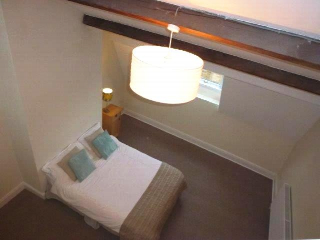 2 bedroom apartment flat/apartment To Let in Hebden Bridge - Photograph 11