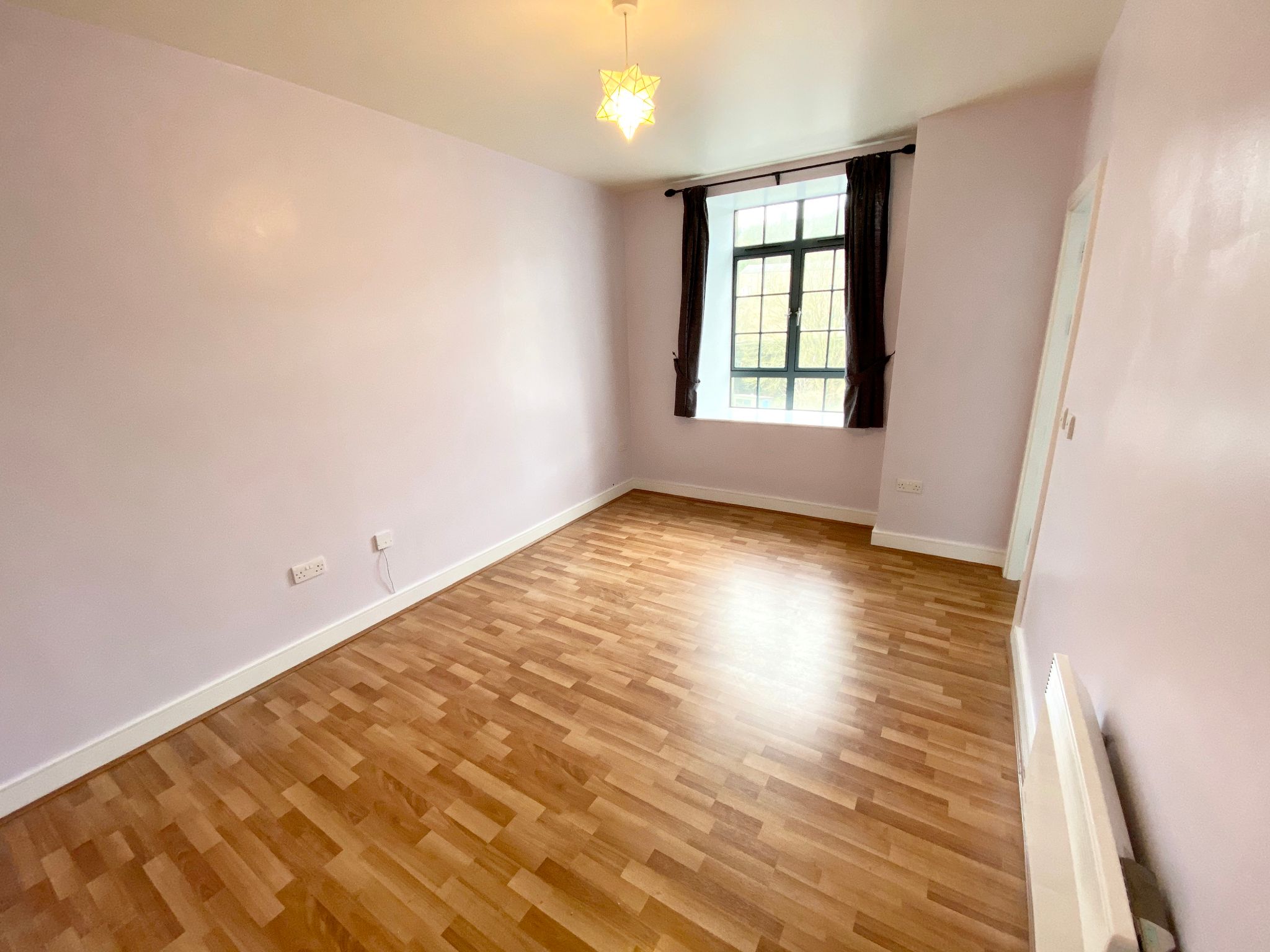 2 bedroom apartment flat/apartment Let Agreed in Todmorden - Photograph 6