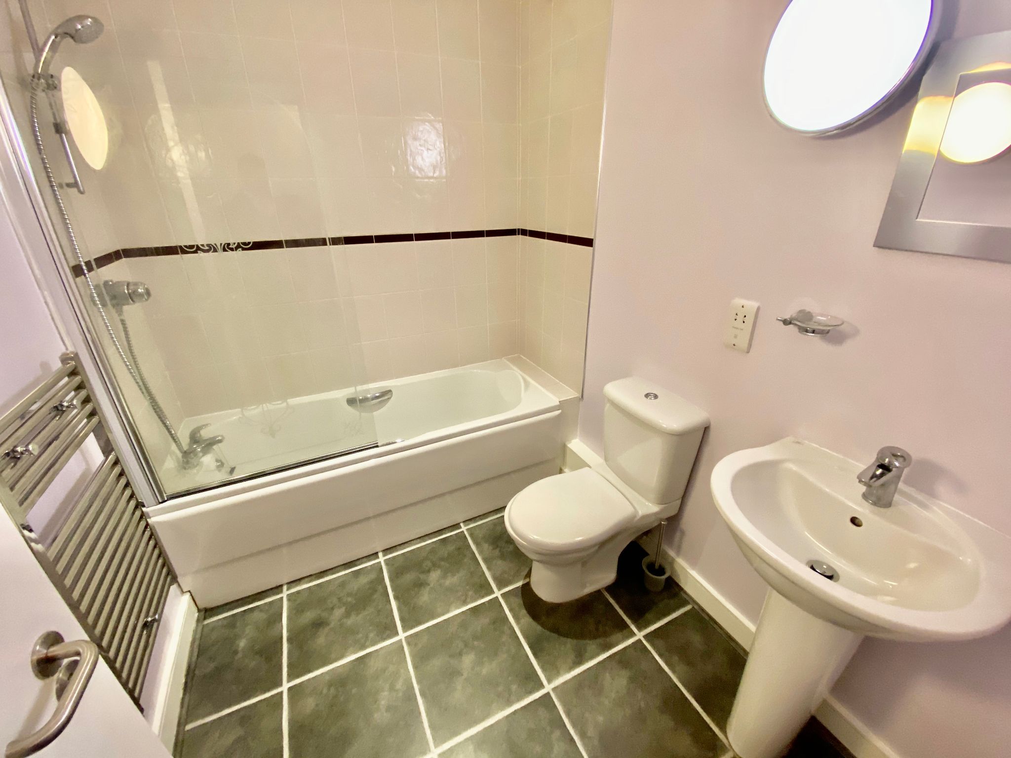 2 bedroom apartment flat/apartment Let Agreed in Todmorden - Photograph 5