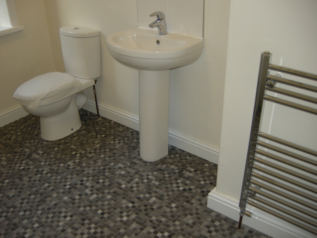 2 bedroom mid terraced house To Let in Hebden Bridge - Photograph 7