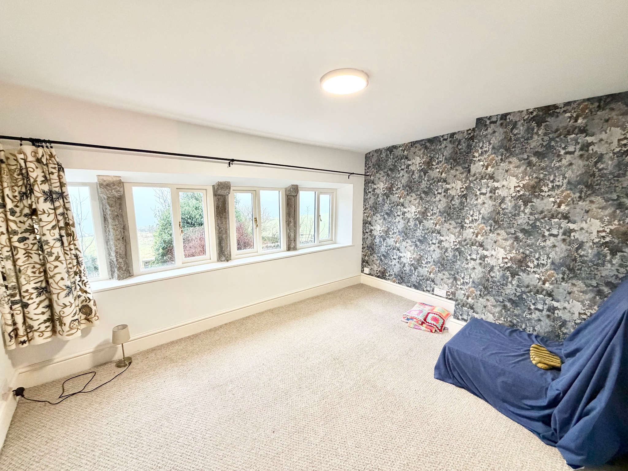 2 bedroom end terraced house For Sale in Hebden Bridge - Photograph 7.