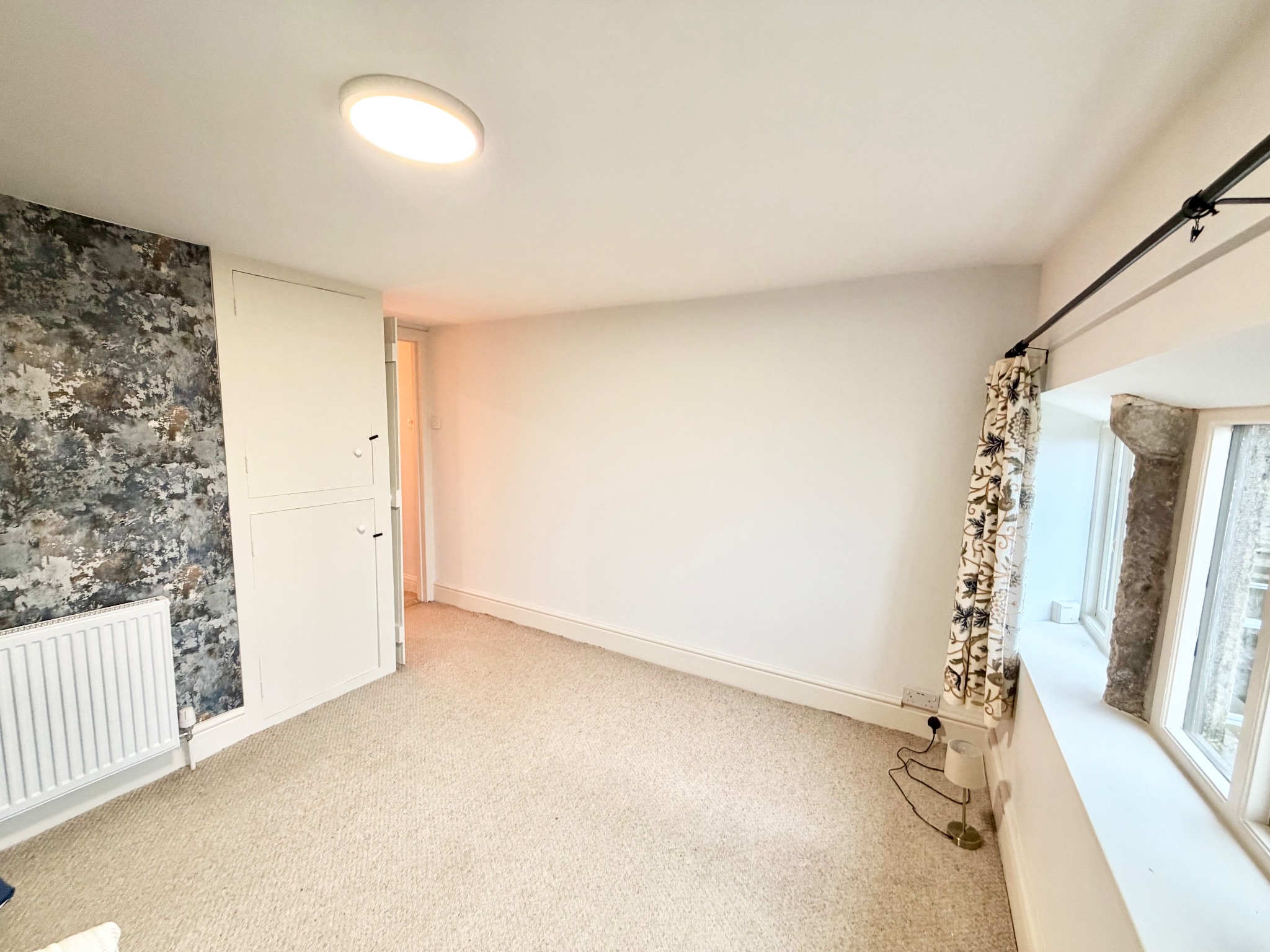 2 bedroom end terraced house For Sale in Hebden Bridge - Photograph 8.