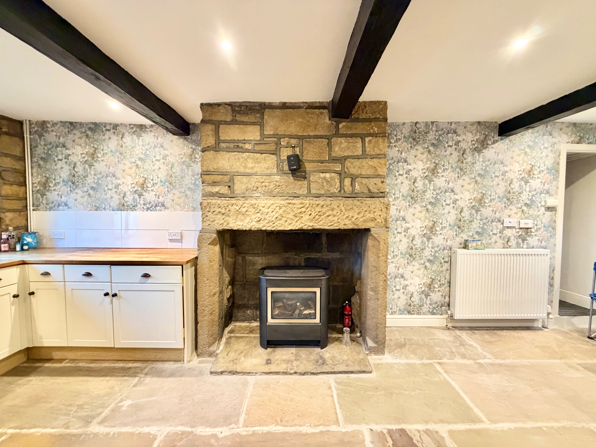 2 bedroom end terraced house For Sale in Hebden Bridge - Photograph 4.