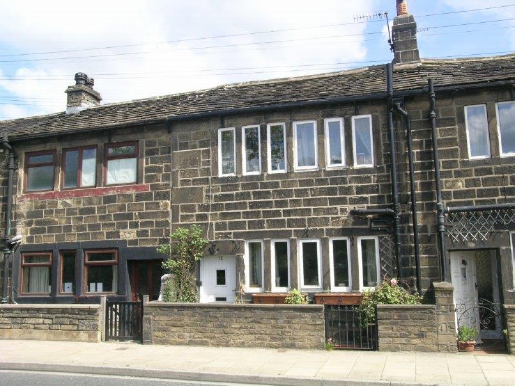 2 bedroom mid terraced house For Sale in Hebden Bridge - Photograph 1