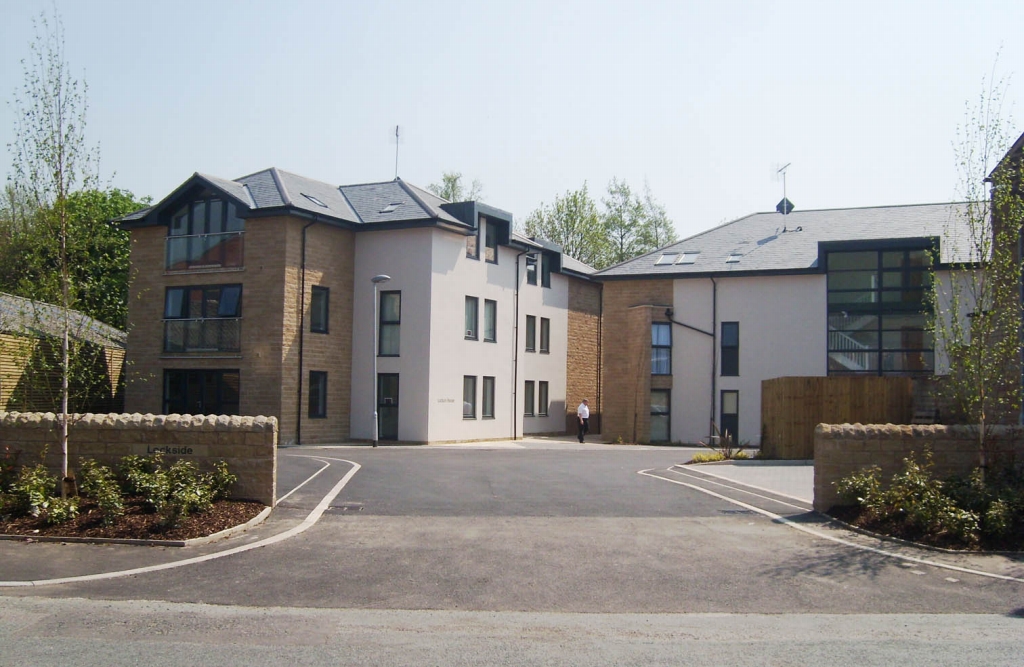 1 Bed Apartment Flat/apartment For Sale - Photograph 1