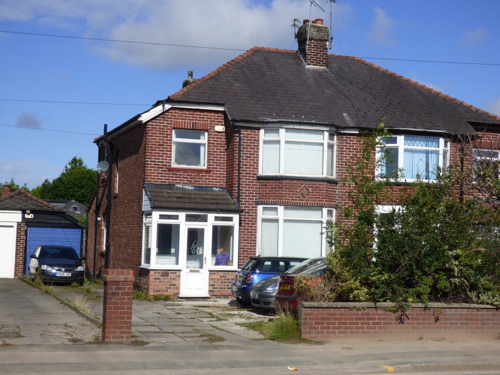 3 Bed Semi-detached House For Sale - 1