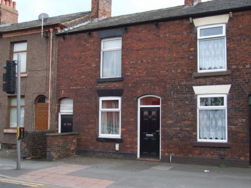 2 Bed Mid Terraced House To Rent - Photograph 1