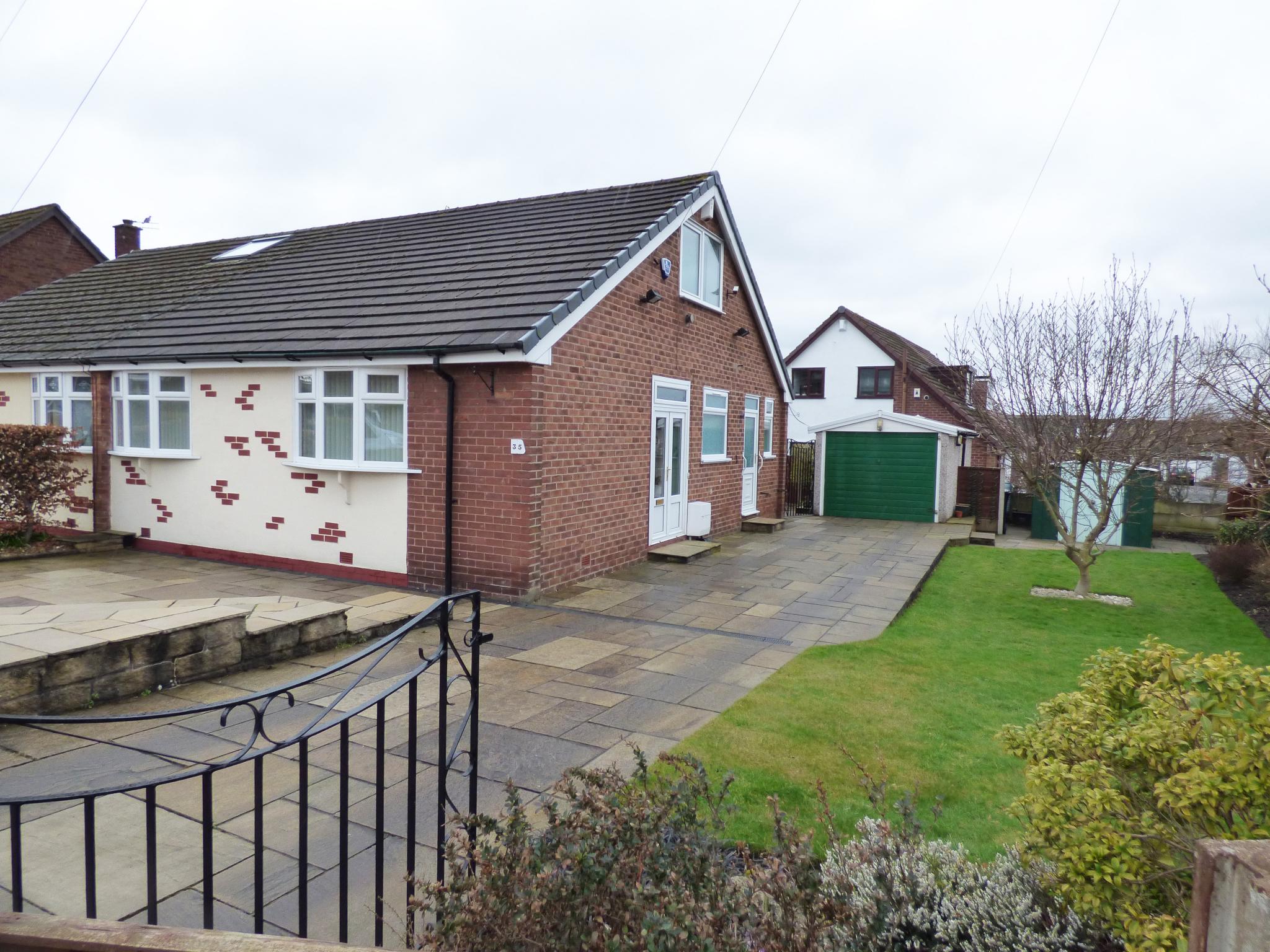 2 Bed Semi-detached House For Sale - Photograph 1