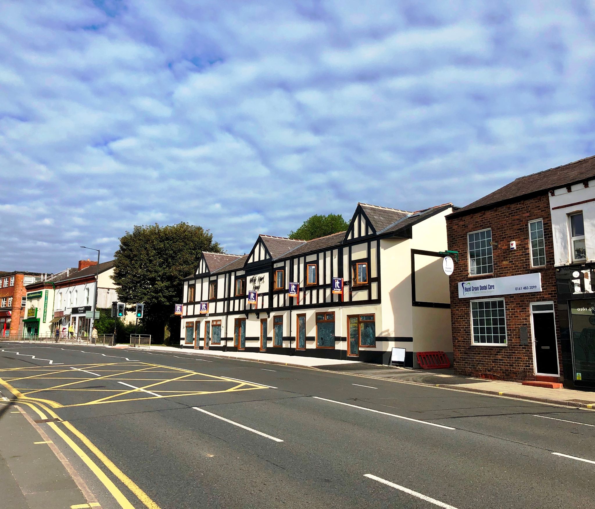Commercial Property To Rent - Photograph 1