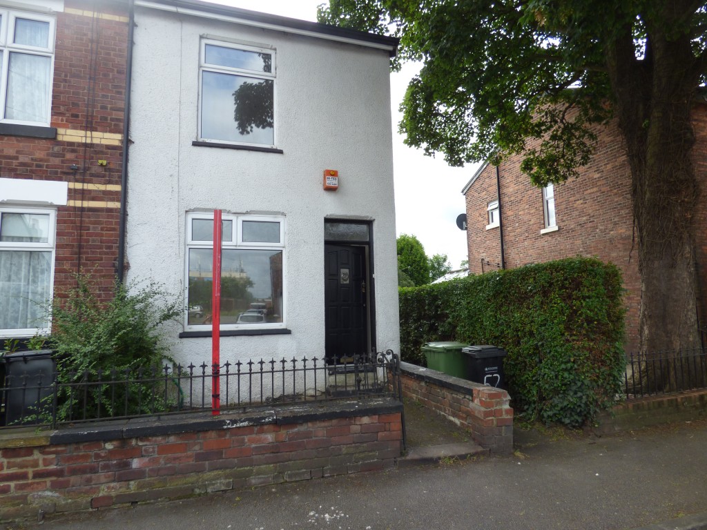 2 Bed End Terraced House For Sale - Main Image