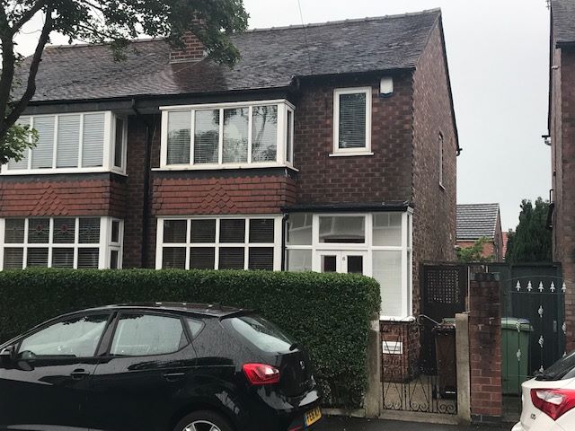 3 Bed Semi-detached House To Rent - Photograph 1