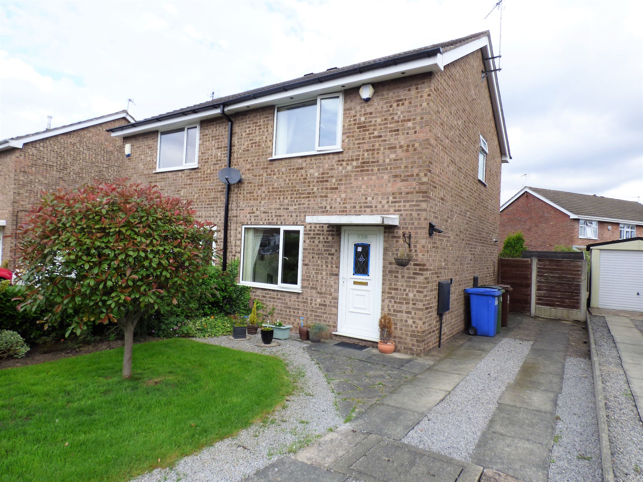 2 Bed Semi-detached House For Sale - Photograph 1